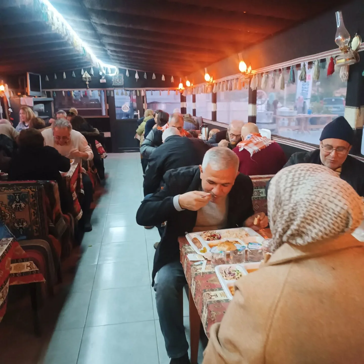 Mübarek Ramazan ayını dualarla karşıladık. Nice yıllara rabbim ulaştırsın..