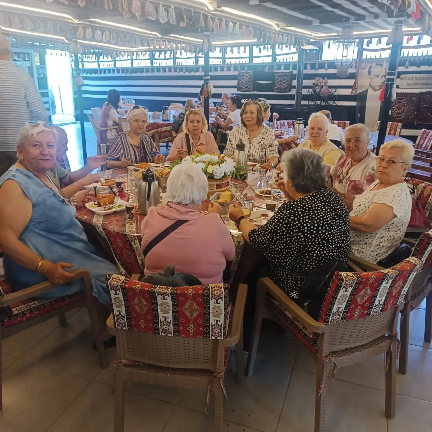 Geleneksel Kahvaltı Buluşması ile Yaz Mevsimine Merhaba