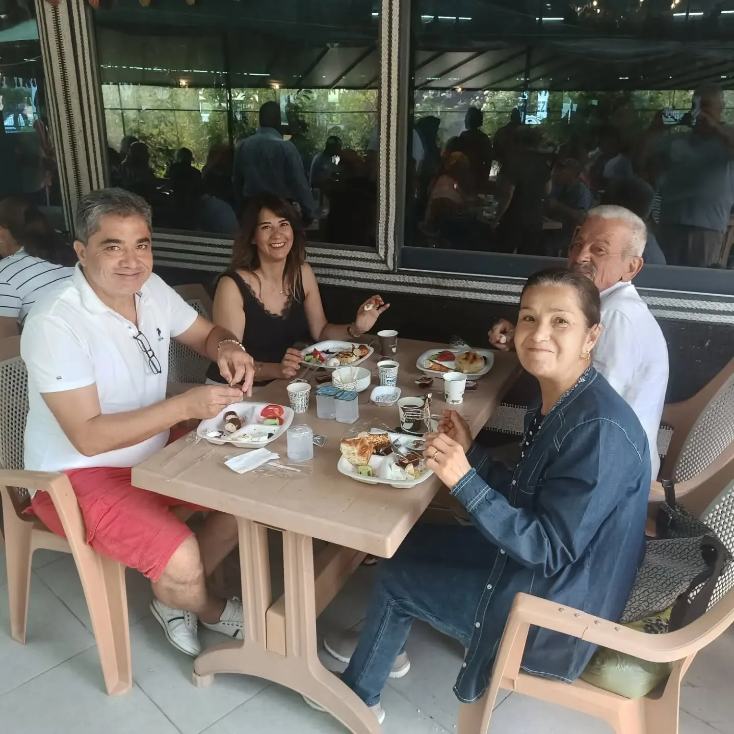 bu ay ki geleneksel dernek kahvaltımızı yaptık. Katılım sağlayan akrabalarımiza teşekkür e…