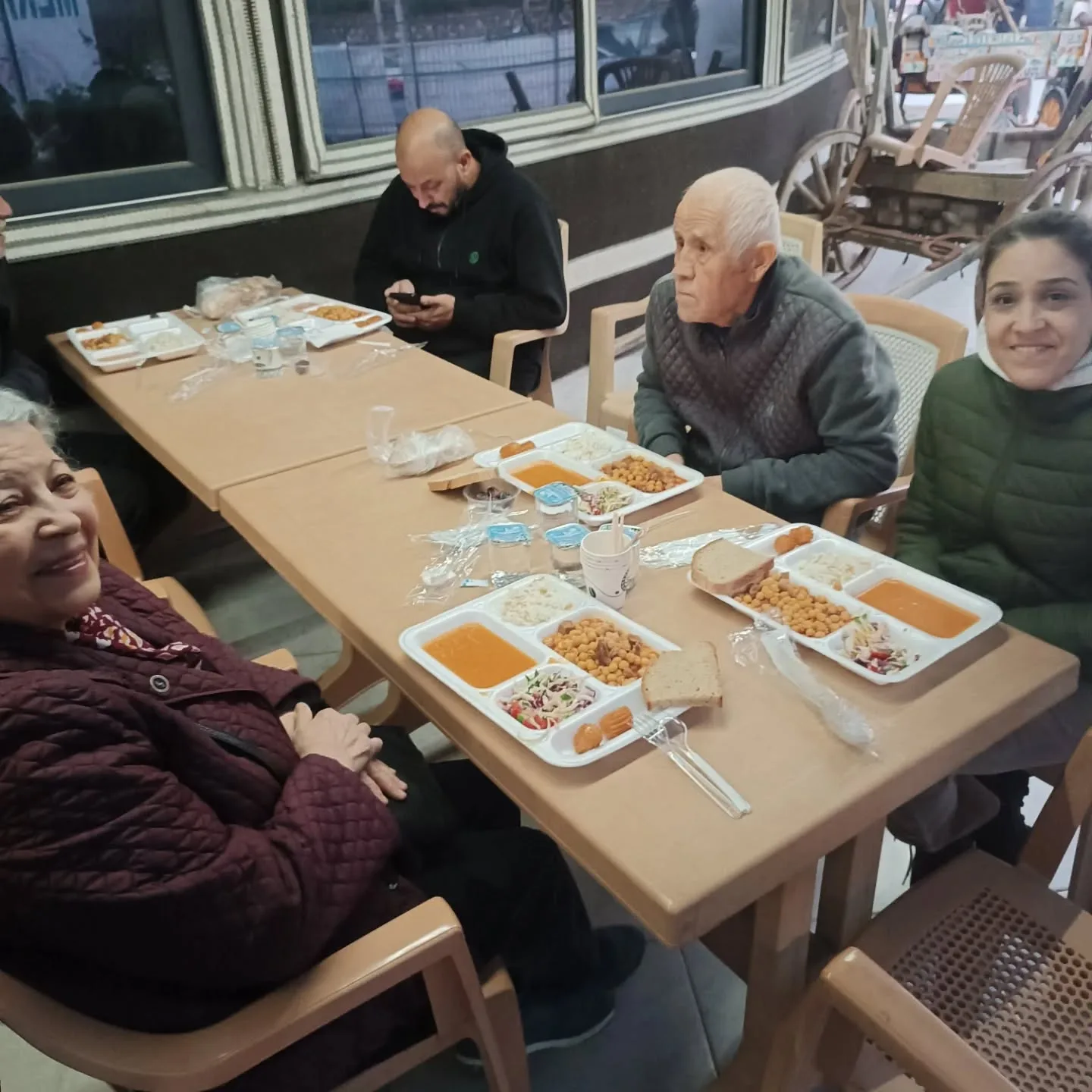 Mübarek Ramazan ayını dualarla karşıladık. Nice yıllara rabbim ulaştırsın..
