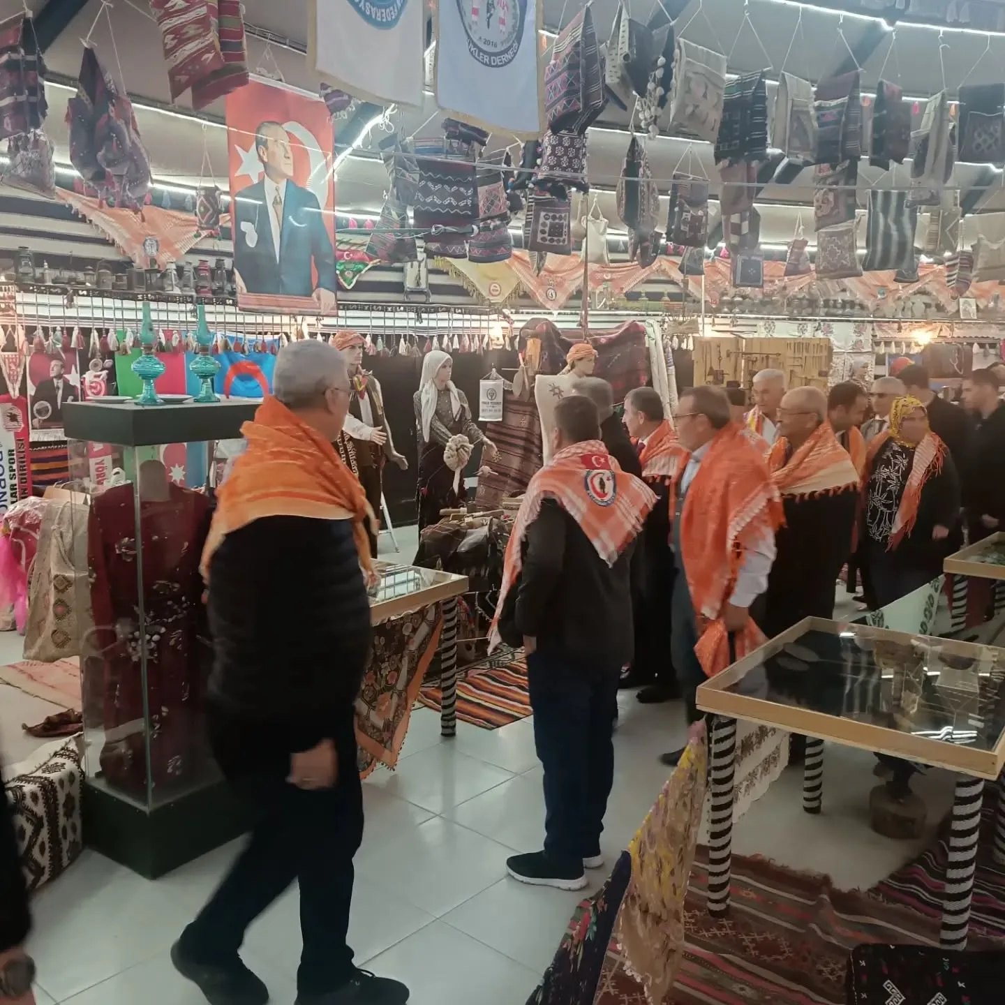 Bugün OBA müzemizin misafirleri Sayın İzmir Valimiz Süleyman Elban ve Sayın Kaymakamımız M…