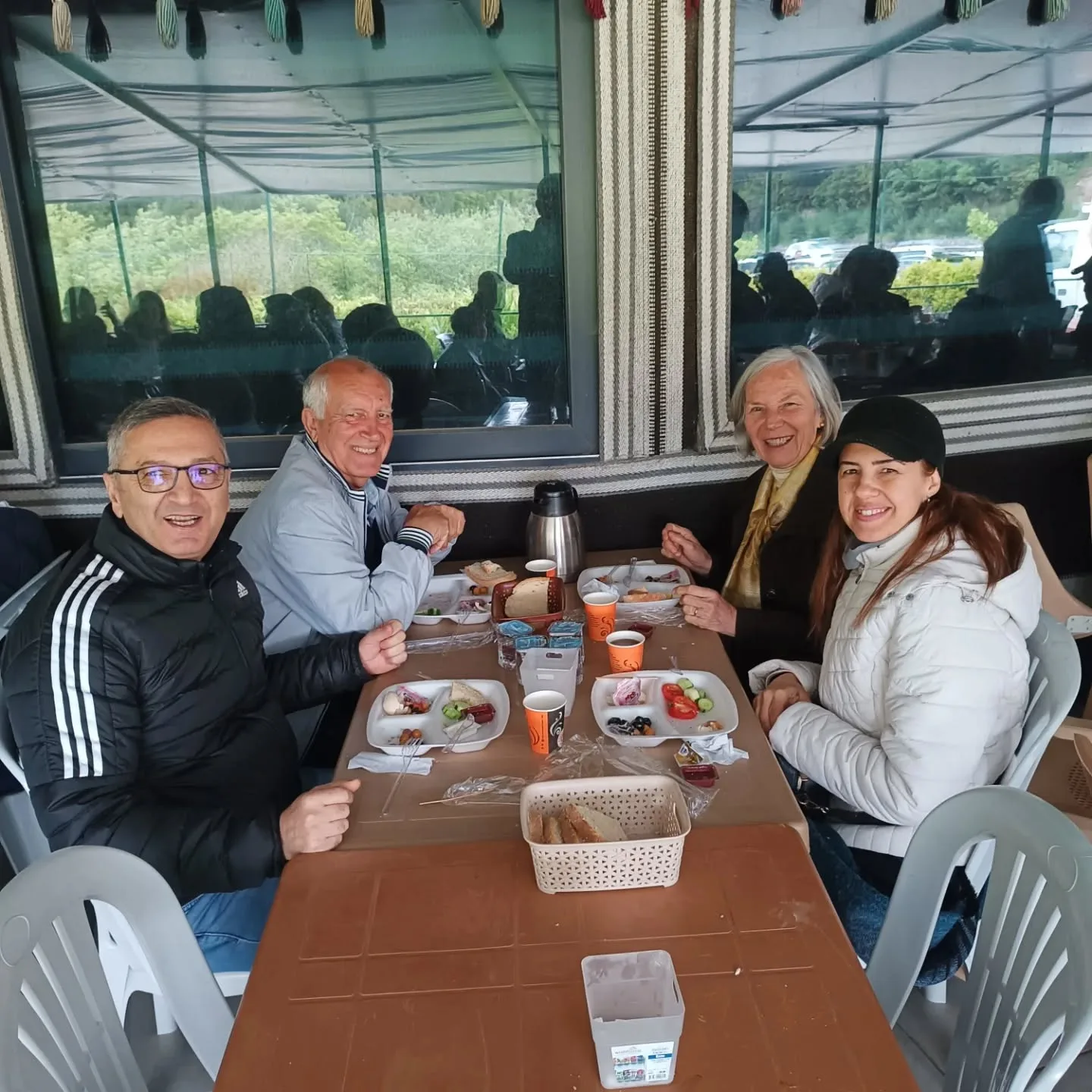 35. Geleneksel kahvaltı etkinliğimizi yaptık. Güzel bir bahar sabahında dost ve akrabaları…