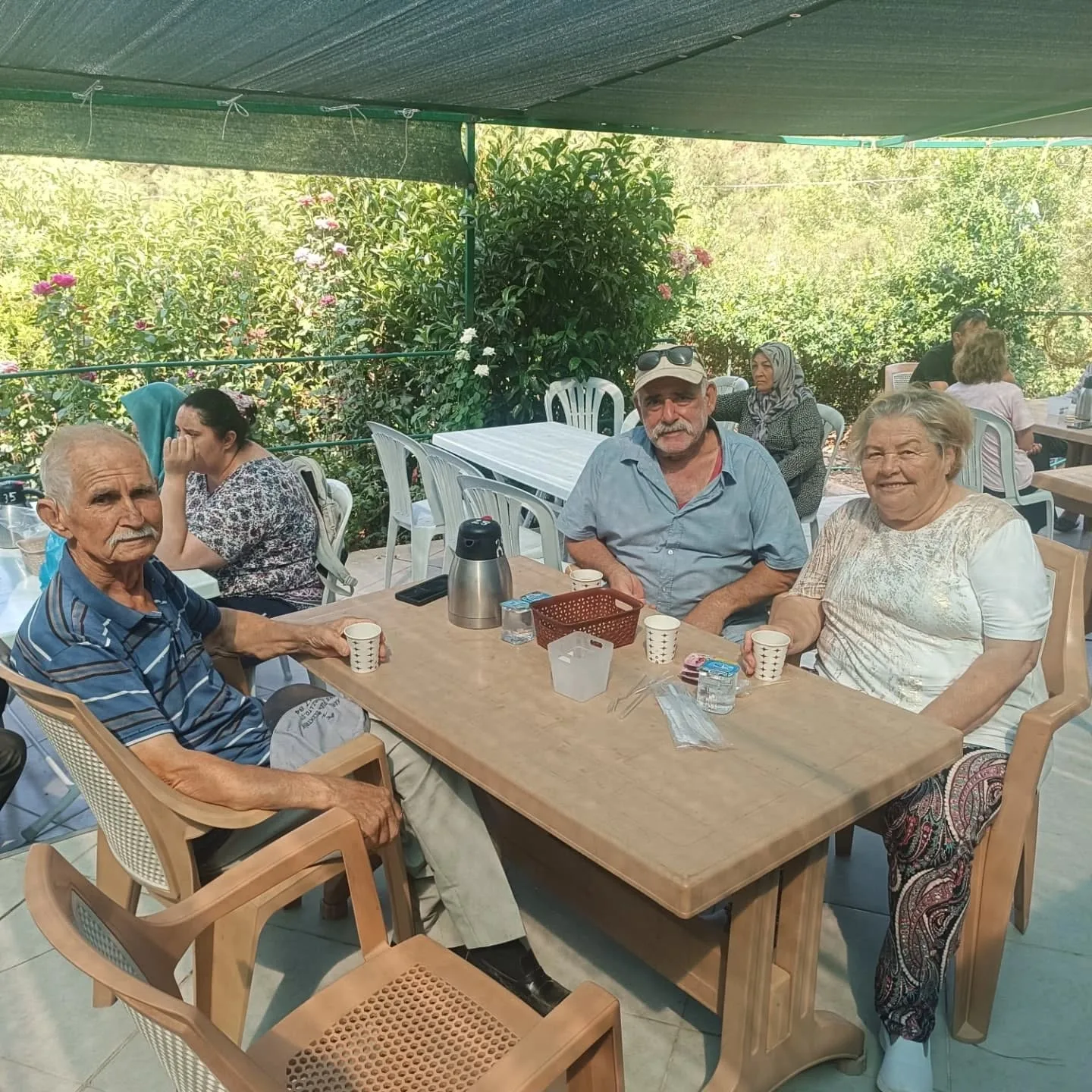 26.geneksel kahvaltı etkinliğimizi yaptık. Akrabalarımızla buluştuk . Keyifli anlar yaşadı…