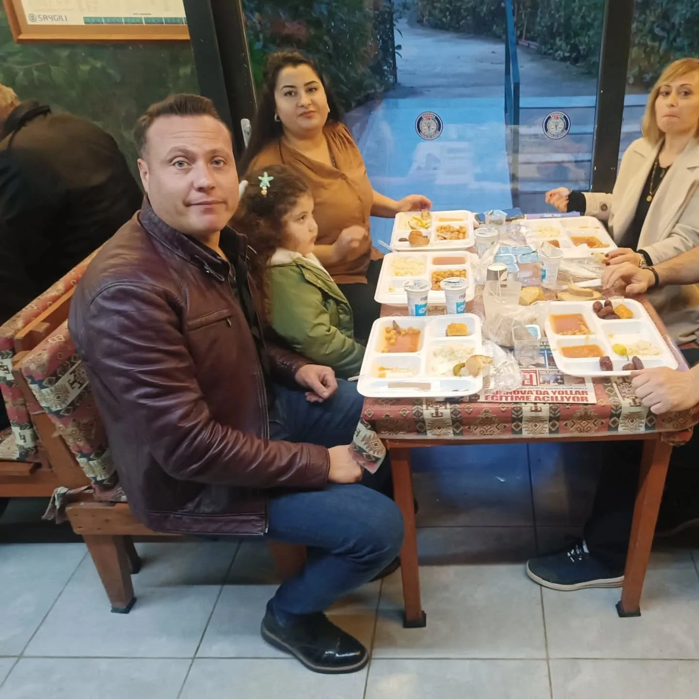 Ramazan ayının ilk iftarını dost ve akrabalarımızın katılımıyla gerçekleştirdik. Sizinle b…