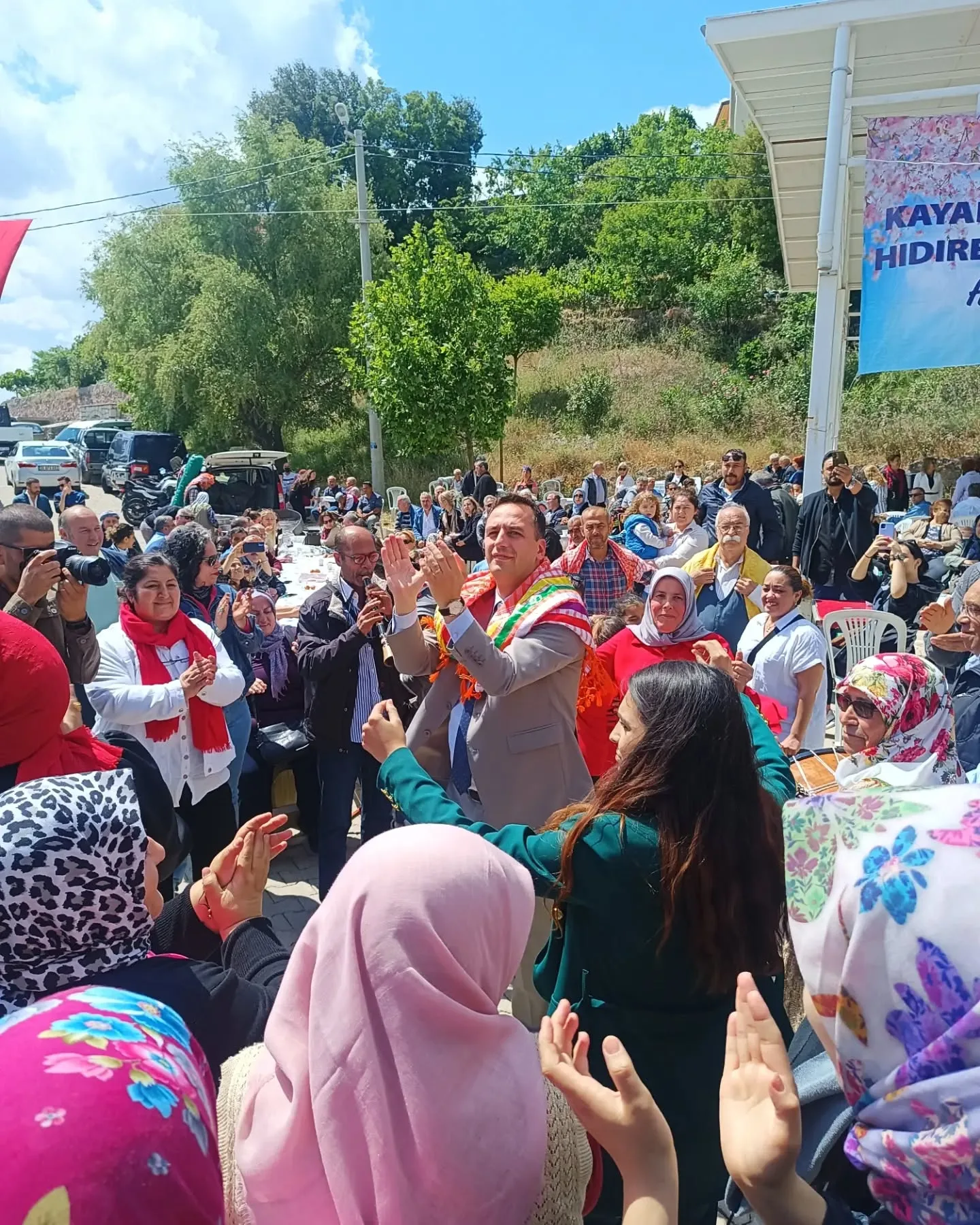 Bugün Kayadibi Hidrellez ve Yörük şenliğini yaptık. Katılım sağlayan Akrabalarımıza büyük…