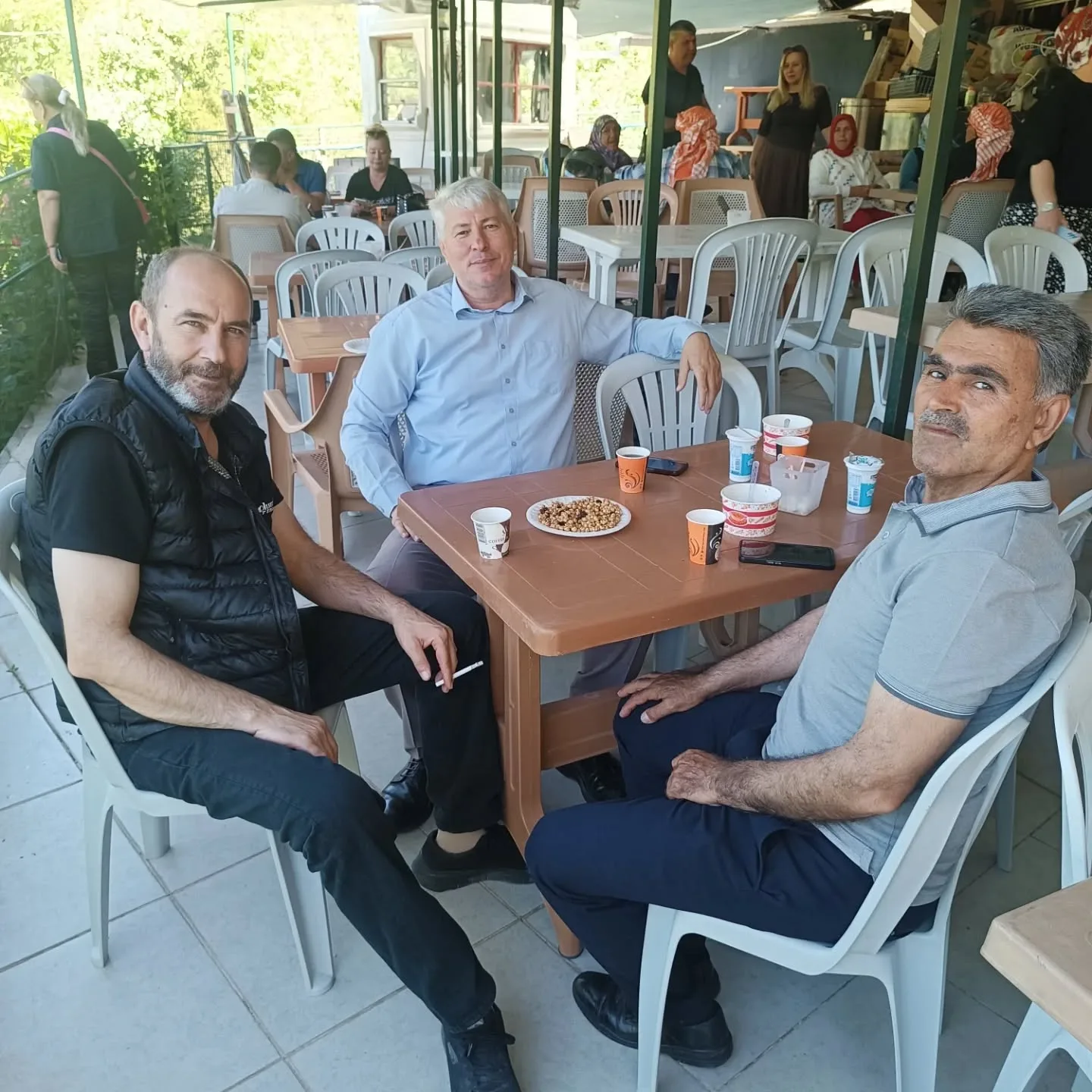 Geleneksel kurban bayramlaşmamızdan Akrabalarımızla sıcak anlar.