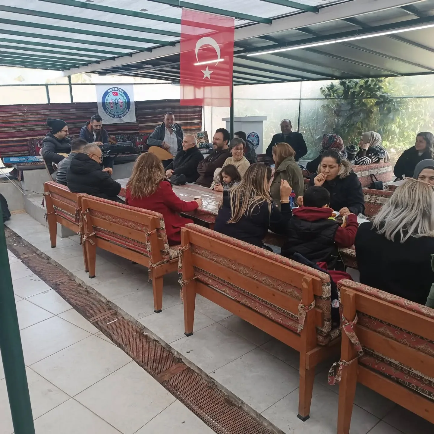 OBA Müzemizin bugünkü misafirleri Manisa Büyükşehir Belediyesi'nin korosu idi. Kendilerine…