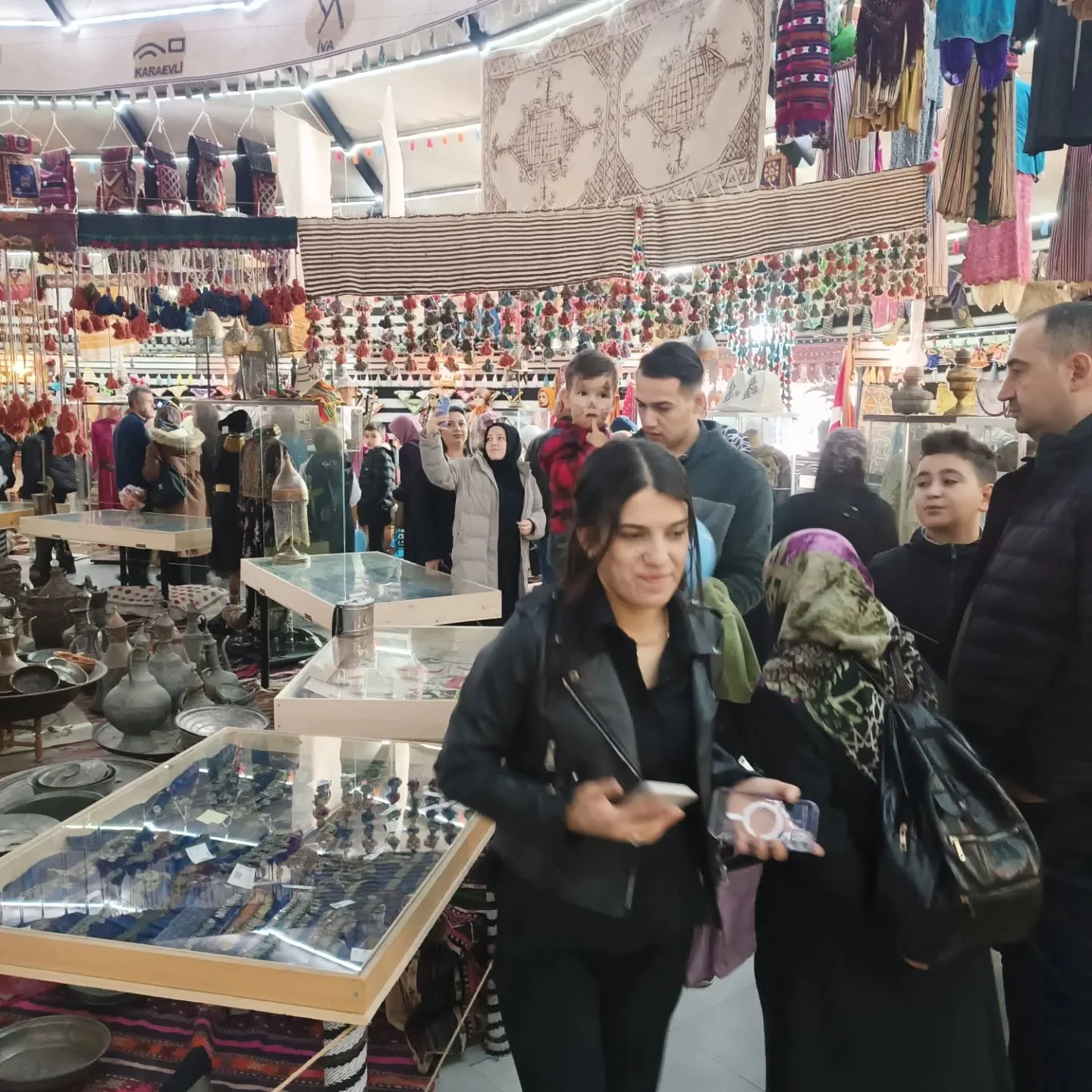 Kütahya Karamancalılar kültür ve dayanışma derneği kahvaltı etkinliğinde OBA müzemizi ziya…