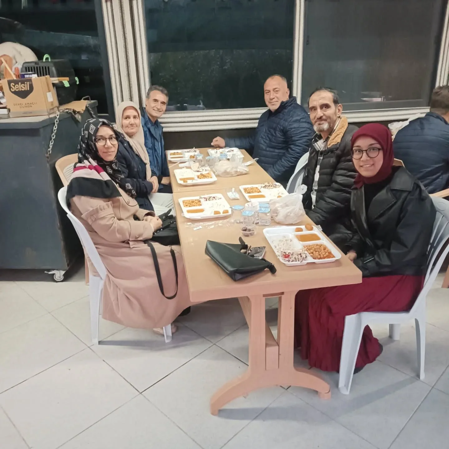 Mübarek Ramazan ayını dualarla karşıladık. Nice yıllara rabbim ulaştırsın..