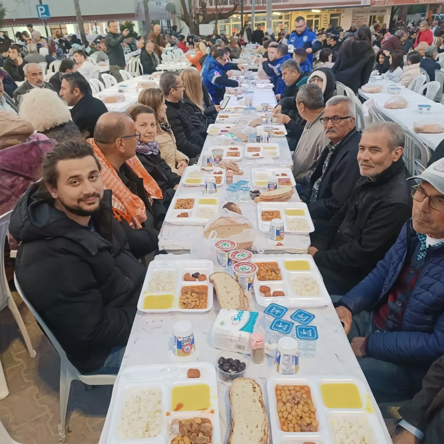 Bugün Belenbaşı derneğimizin düzenlediği iftar yemeği etkinliğine katıldık. Bizi yanlız bı…