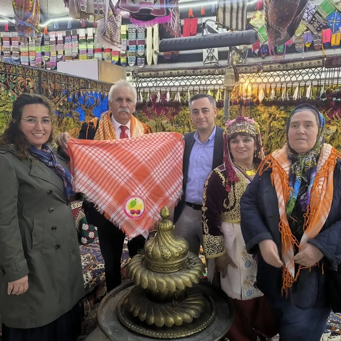 Ramazan Bayramı'nın üçüncü günü akrabalarımızla ve dostlarımızla bayramlaştık. Bayramın gü…