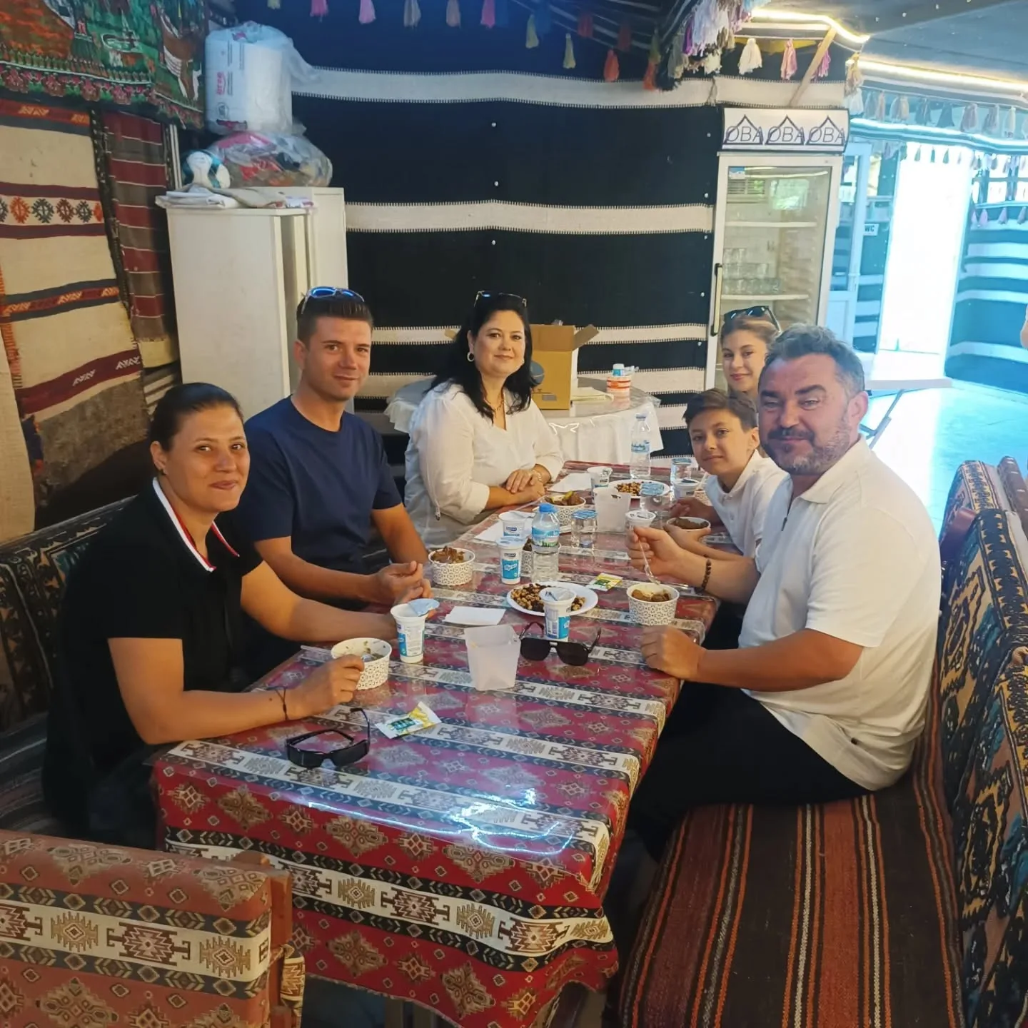 Geleneksel kurban bayramlaşmamızdan Akrabalarımızla sıcak anlar.