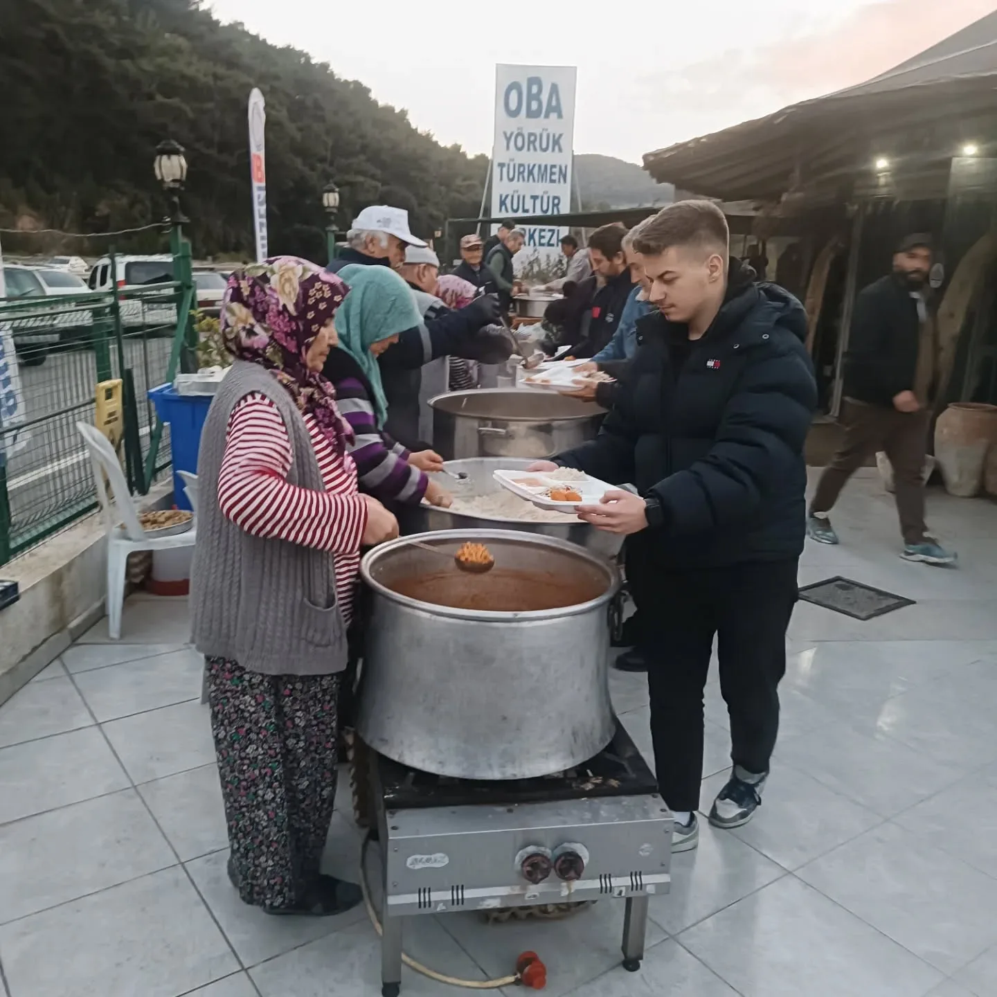 Mübarek Ramazan ayını dualarla karşıladık. Nice yıllara rabbim ulaştırsın..