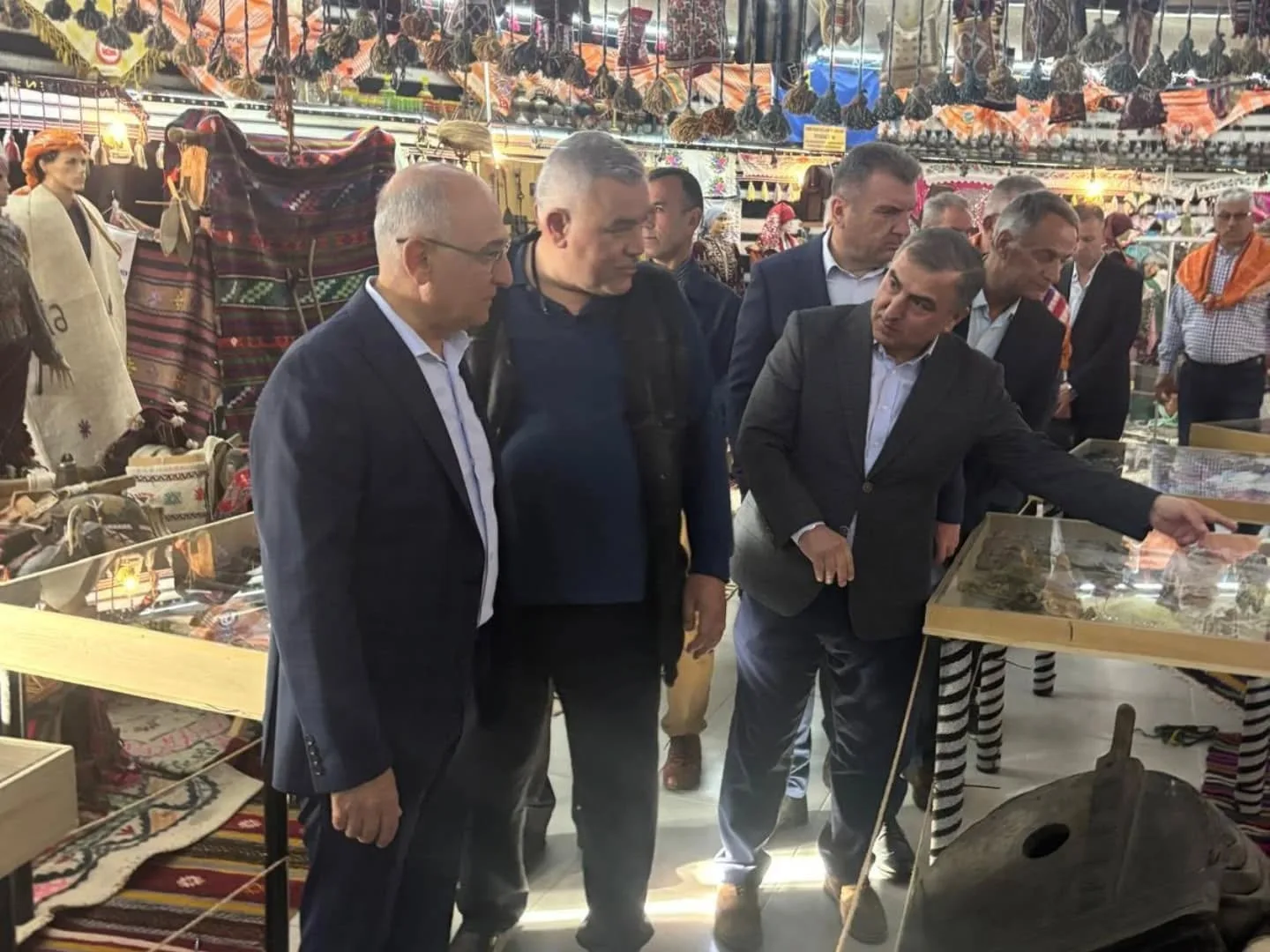 Ege Ordusu Komutanı Orgeneral İrfan Özsert, Bornova Topçu Tugay Komutanı Tuğgeneral Ömer Ş…