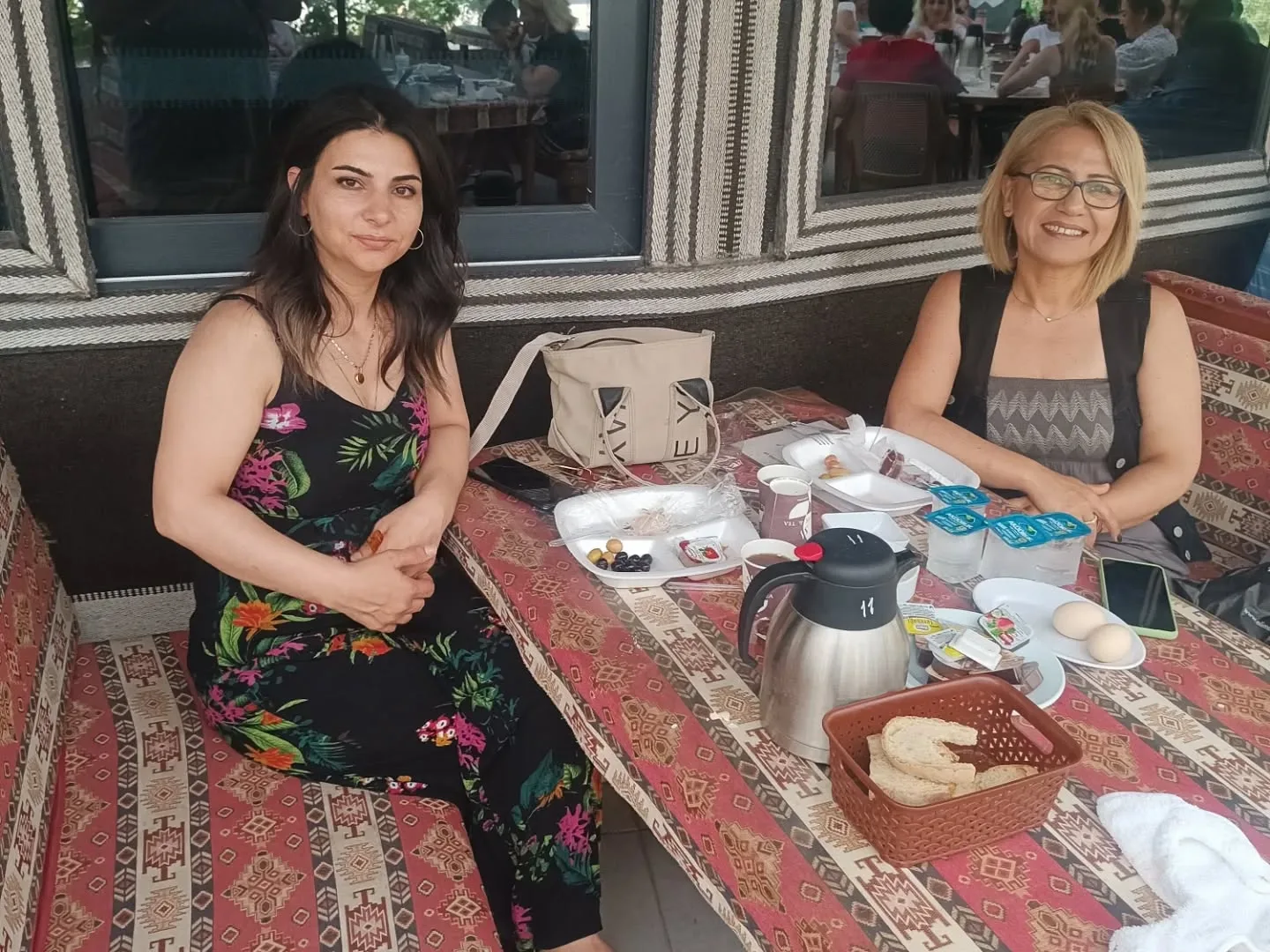 Bugün Ege Üniversitesi Tekstil fakültesi öğretim üyelerini misafir ettik. OBA müzemiz ile…