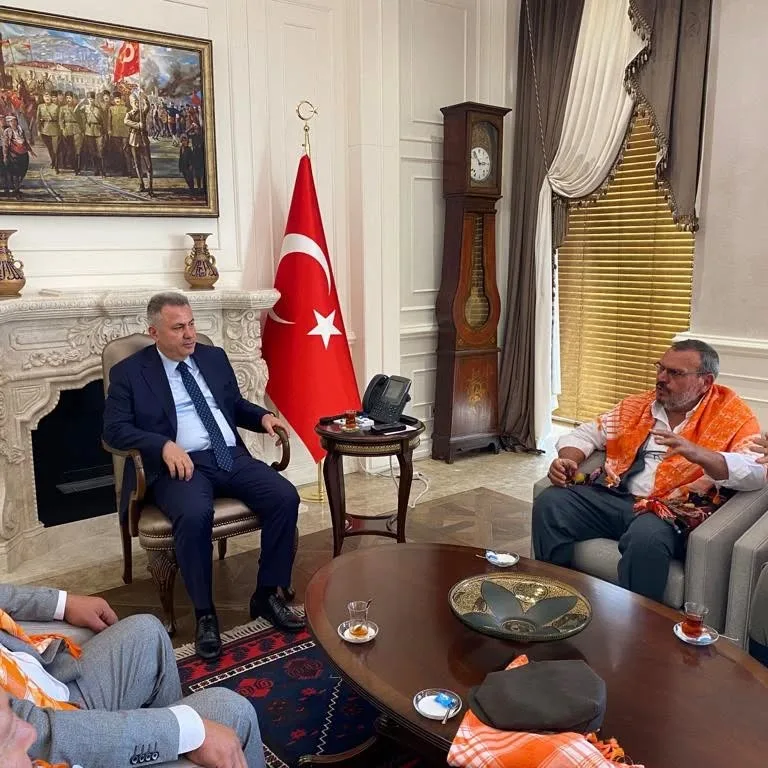 İzmir Valimiz Sayın dr. Süleyman Elban'ı Ege bölgesi İzmir Yörük Türkmen federasyonu olara…