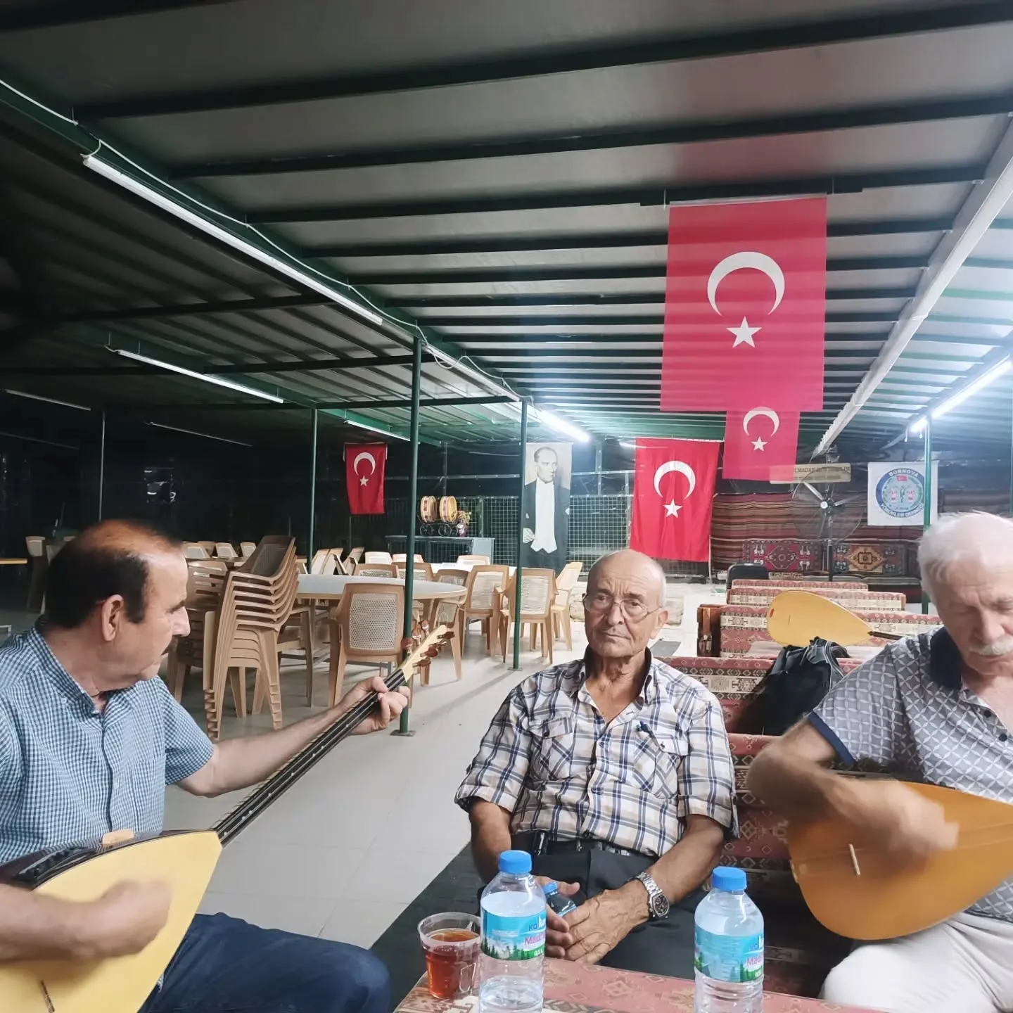 OBA müzemizin ziyaretçileri ozan Hasan Kaplani , Bahattin Turan ve arkadaşlarıydı. Güzel b…