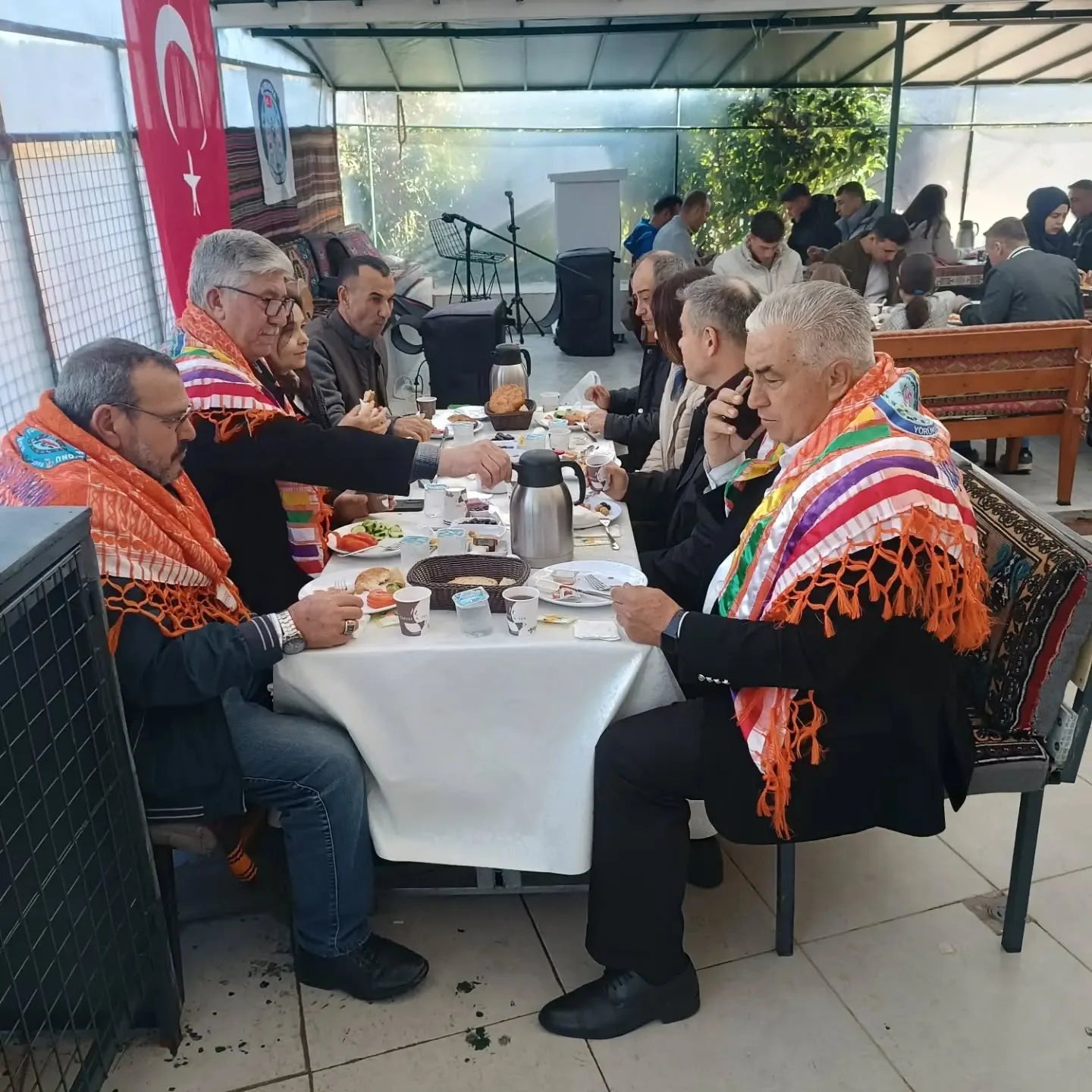 Bugün Tugay komutanımız tuğgeneral Halil Ünver ve silah arkadaşları misafirimiz oldular. K…