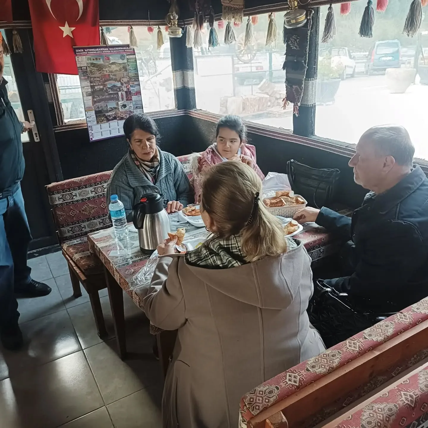 Bugün Geleneksel bu ayki kahvaltı etkinliğimizi yaptık. Akrabalarımızı gördük . Keyifli Za…