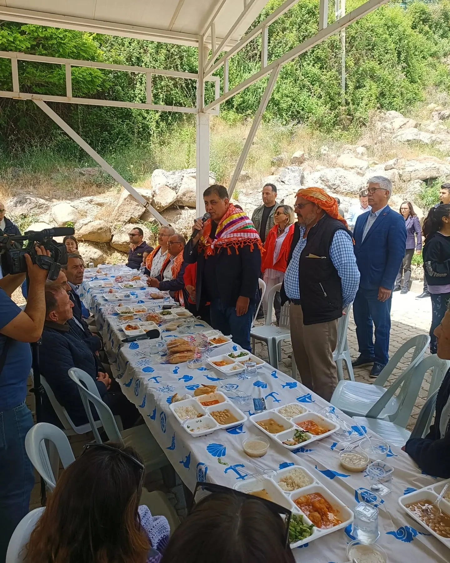 Bugün Kayadibi Hidrellez ve Yörük şenliğini yaptık. Katılım sağlayan Akrabalarımıza büyük…