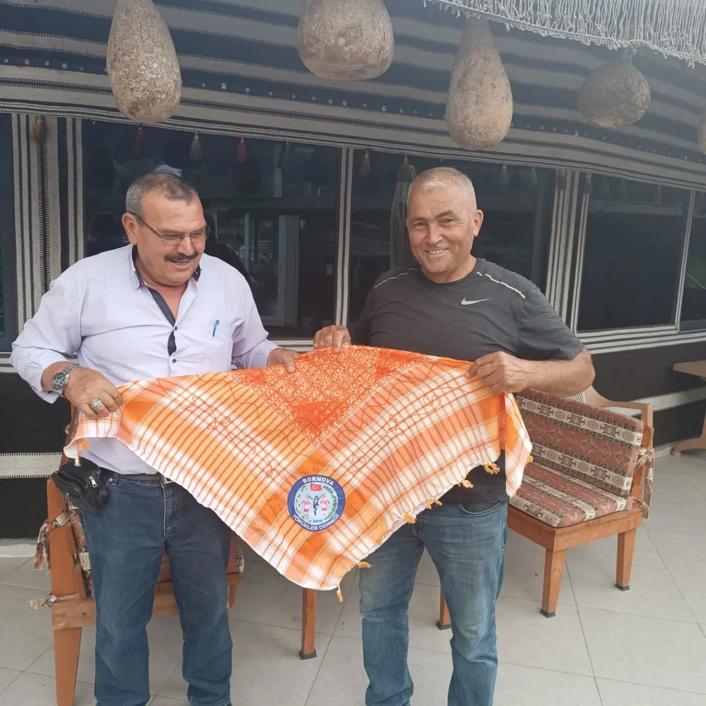 Mehmet Ali Başkandan yağlığı kaptı.