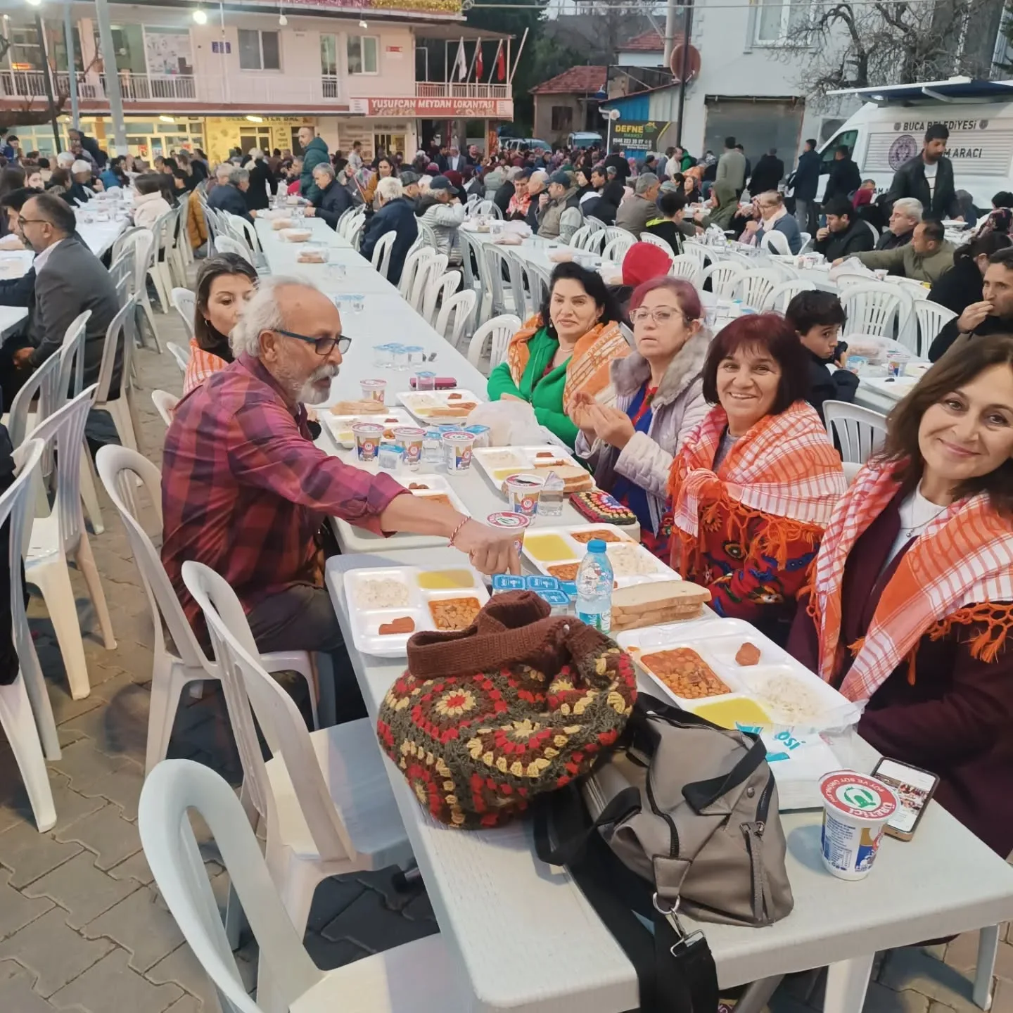 Bugün Belenbaşı derneğimizin düzenlediği iftar yemeği etkinliğine katıldık. Bizi yanlız bı…