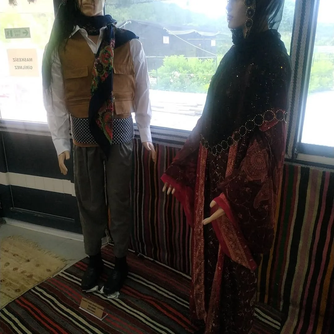İzmir Manisa yolundaki  Yörük Müzemizi ziyaret etmenizi bekleriz...