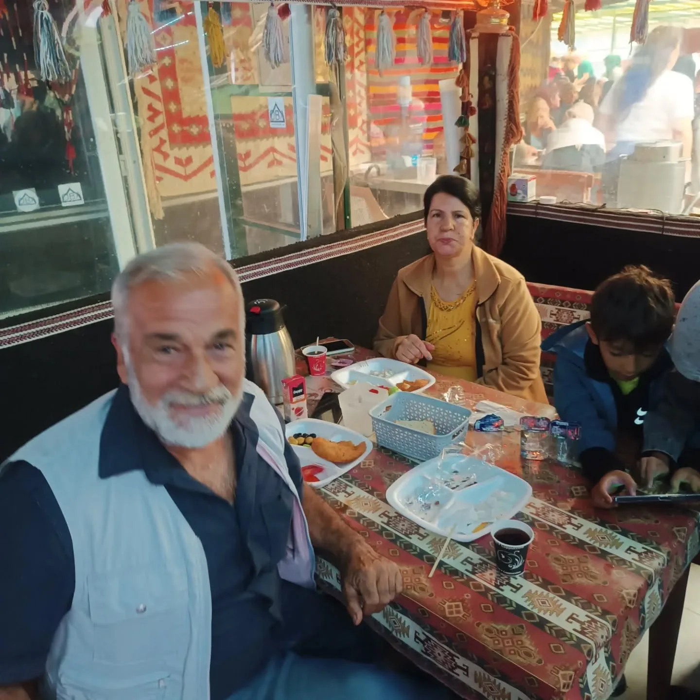 28.geleneksel kahvaltı etkinliğimizi akrabalarımızın ve dostlarımızın katılımlarıyla yaptı…