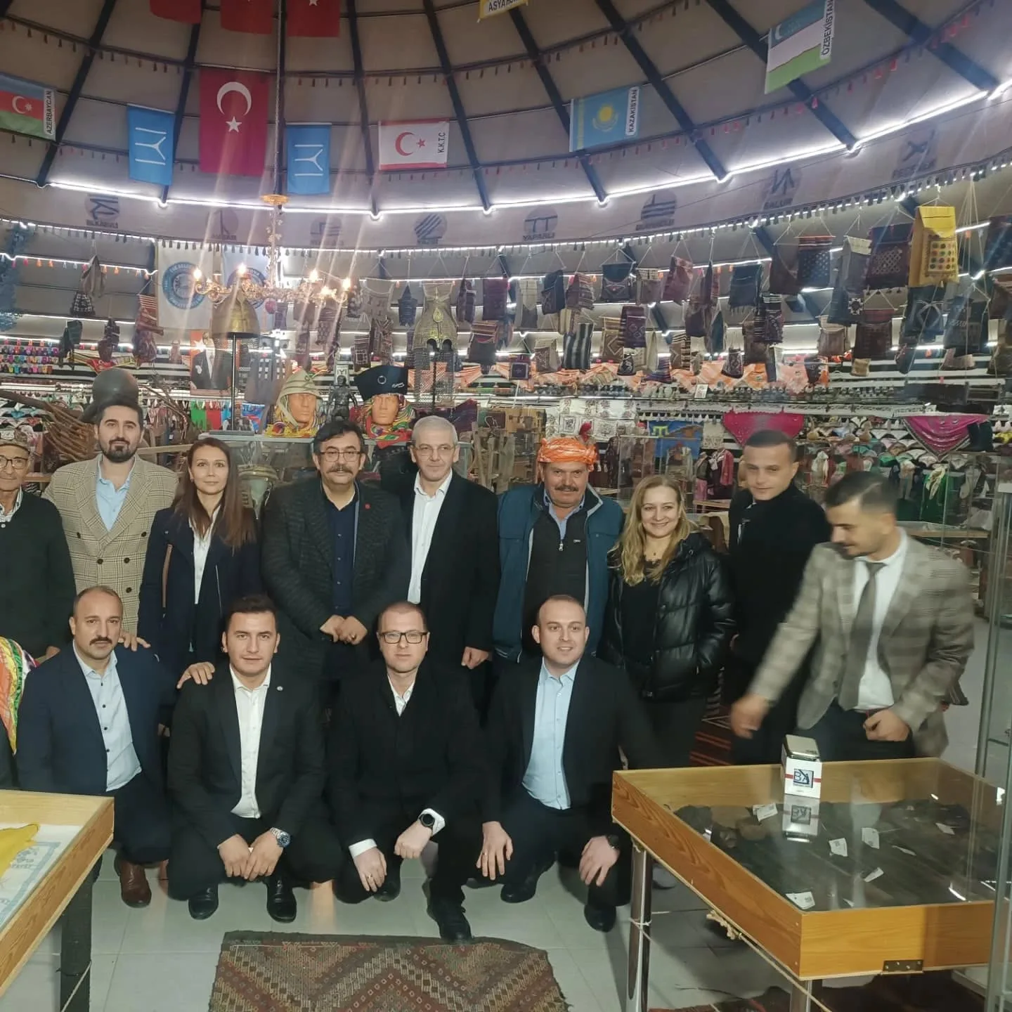 BURULAŞ genel müdürü sayın Fahrettin Beşli ve Çalışma arkadaşları OBA muzemizi ziyaret ett…