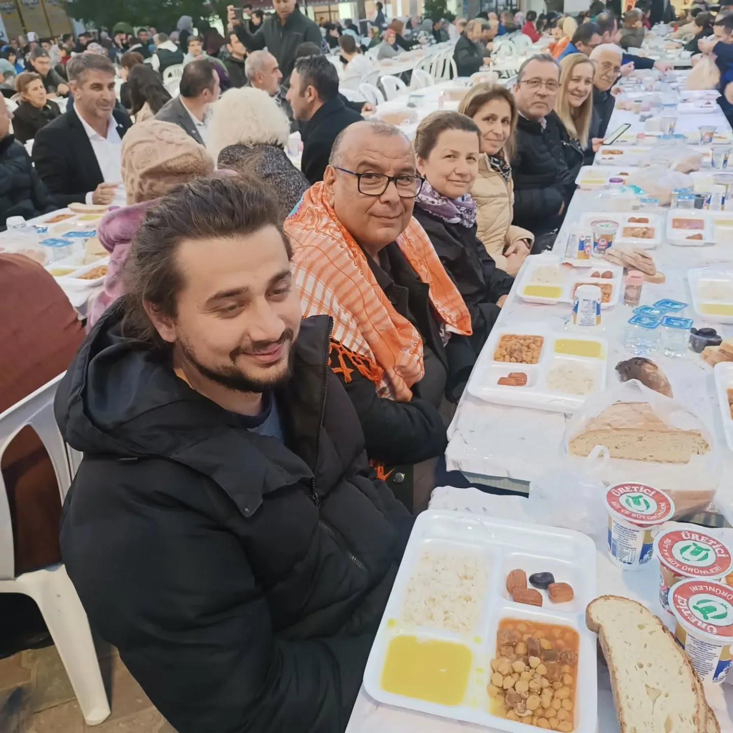 Bugün Belenbaşı derneğimizin düzenlediği iftar yemeği etkinliğine katıldık. Bizi yanlız bı…