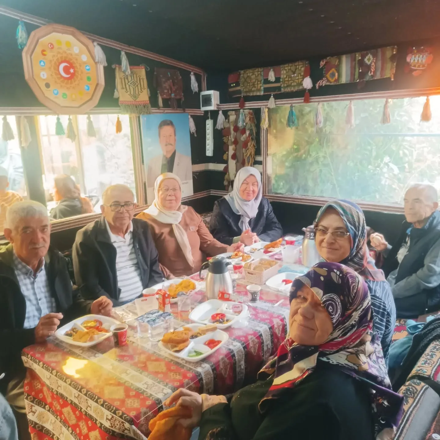 28.geleneksel kahvaltı etkinliğimizi akrabalarımızın ve dostlarımızın katılımlarıyla yaptı…
