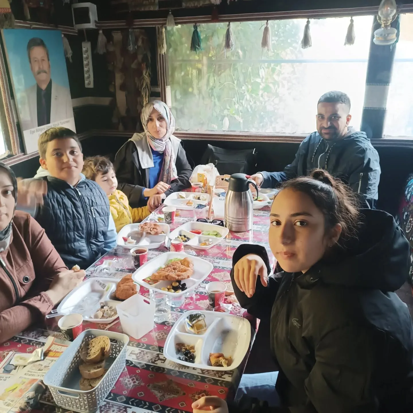 Kahvaltı programımıza katılan bize desteğini eksik etmeyen Bornova Kaymakamı Muzaffer Şahi…