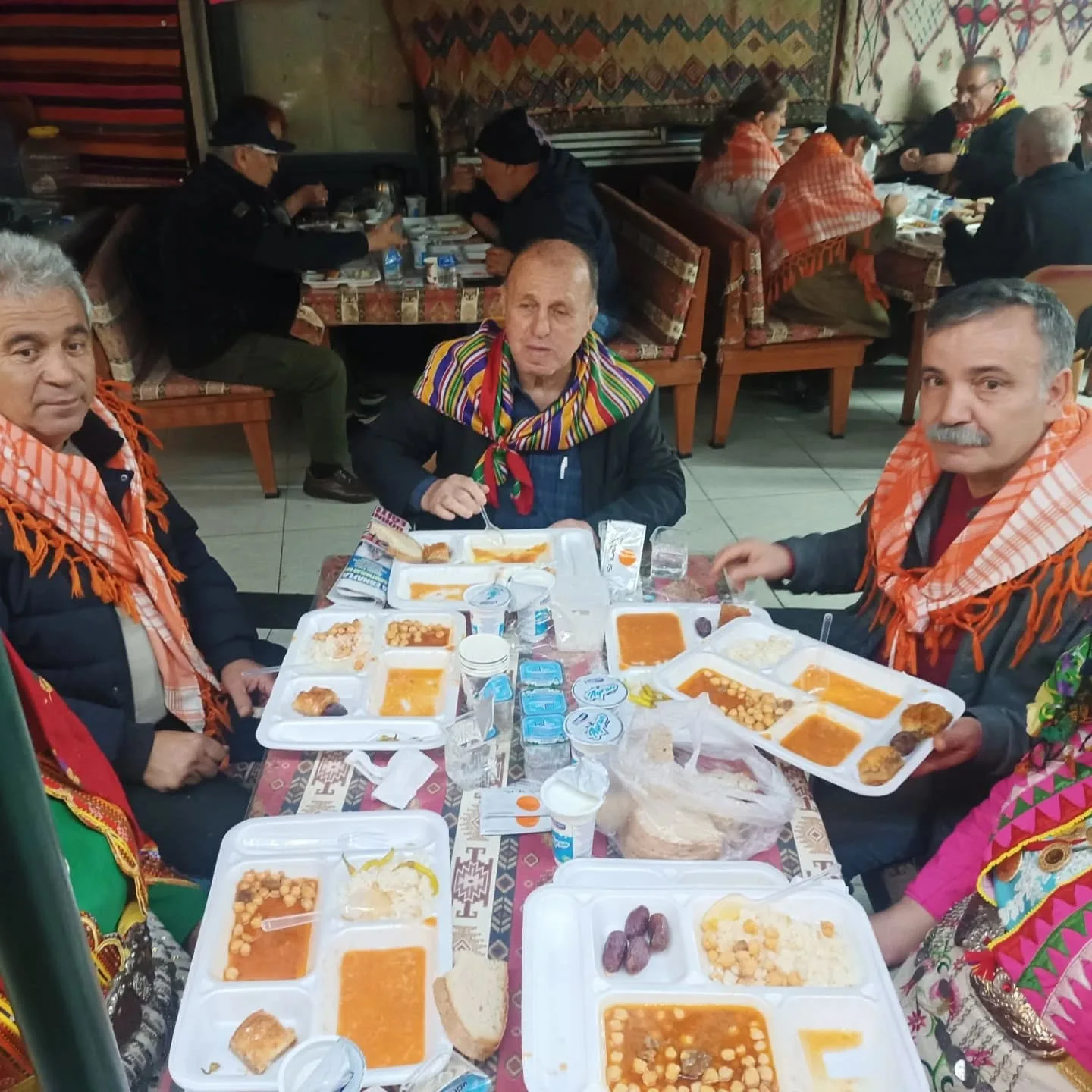 Ramazan ayının ilk iftarını dost ve akrabalarımızın katılımıyla gerçekleştirdik. Sizinle b…