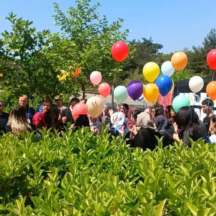 Kaymakam Muzaffer Şahiner, İzmir Aile ve Sosyal Hizmetler İl Müdürü Abdullah Kömürcüoğlu,…