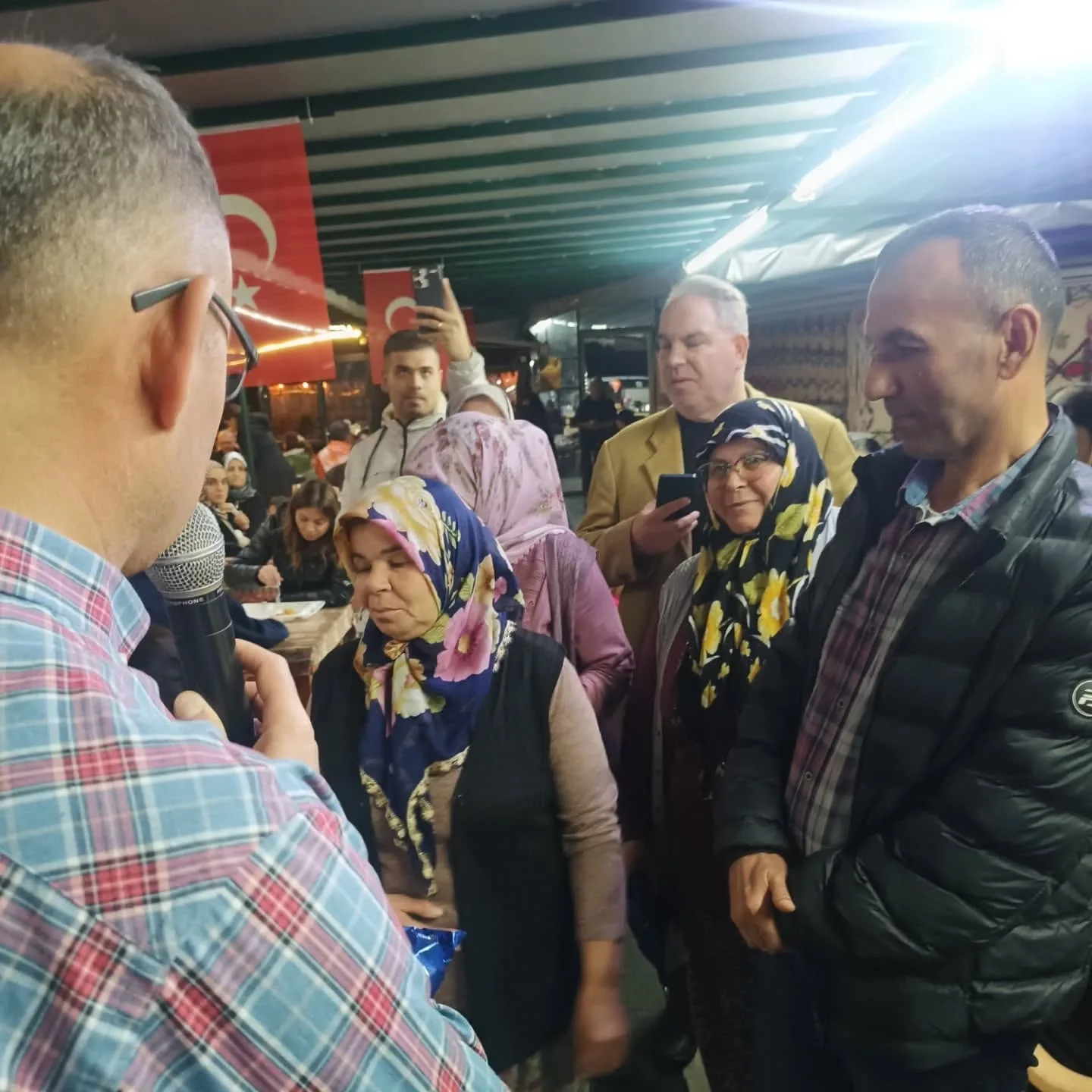 Ramazan ayının ilk iftarını dost ve akrabalarımızın katılımıyla gerçekleştirdik. Sizinle b…