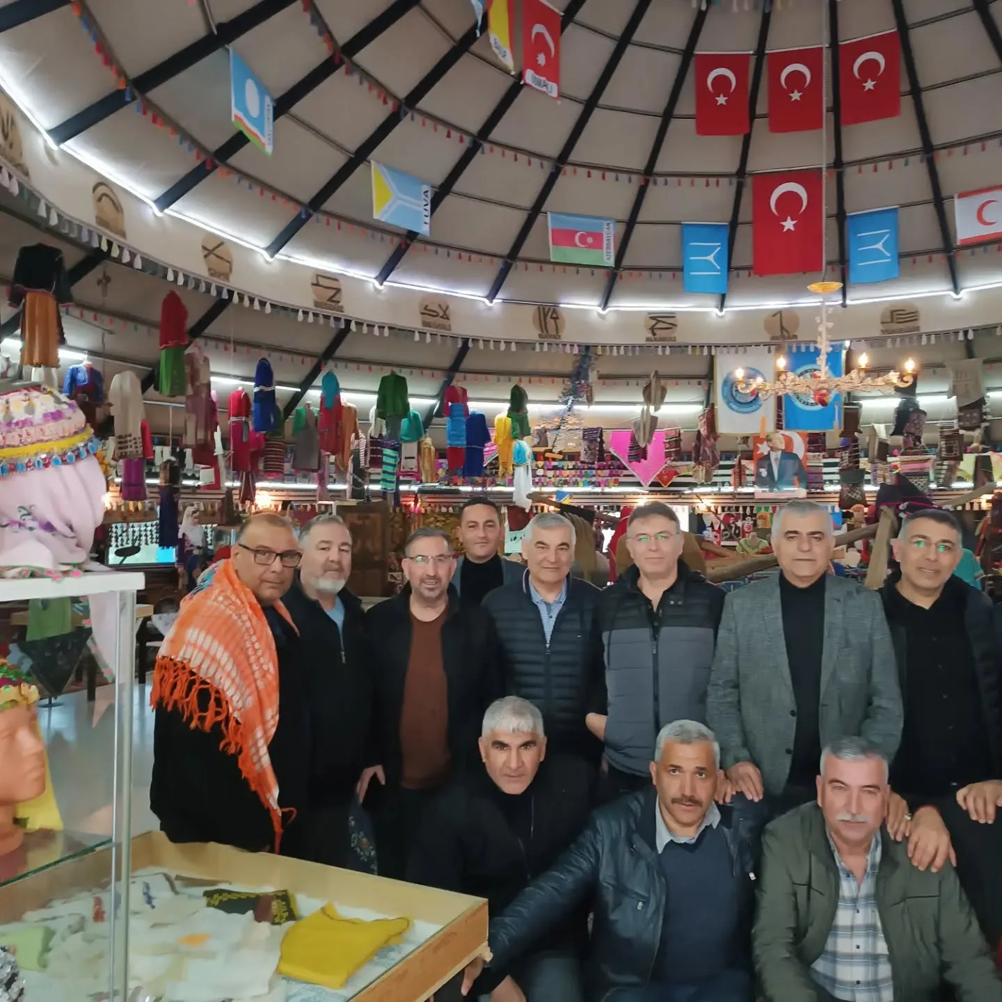 Bugün OBA mızın misafileri İl kültür müdürümüz Murat Karaçanta ve Bora koçu ile dernek tem…