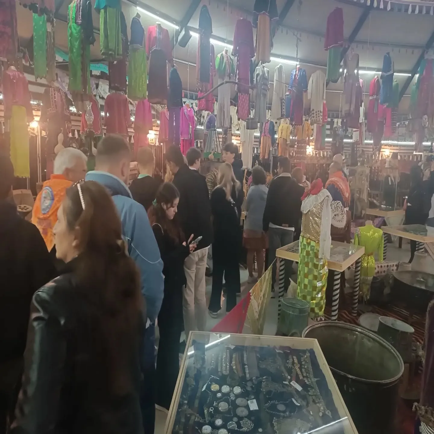 Bugün OBA müzemizin ziyaretçileri Bornova Gençlik merkezinin üyeleri ve Almanya'dan gelen…