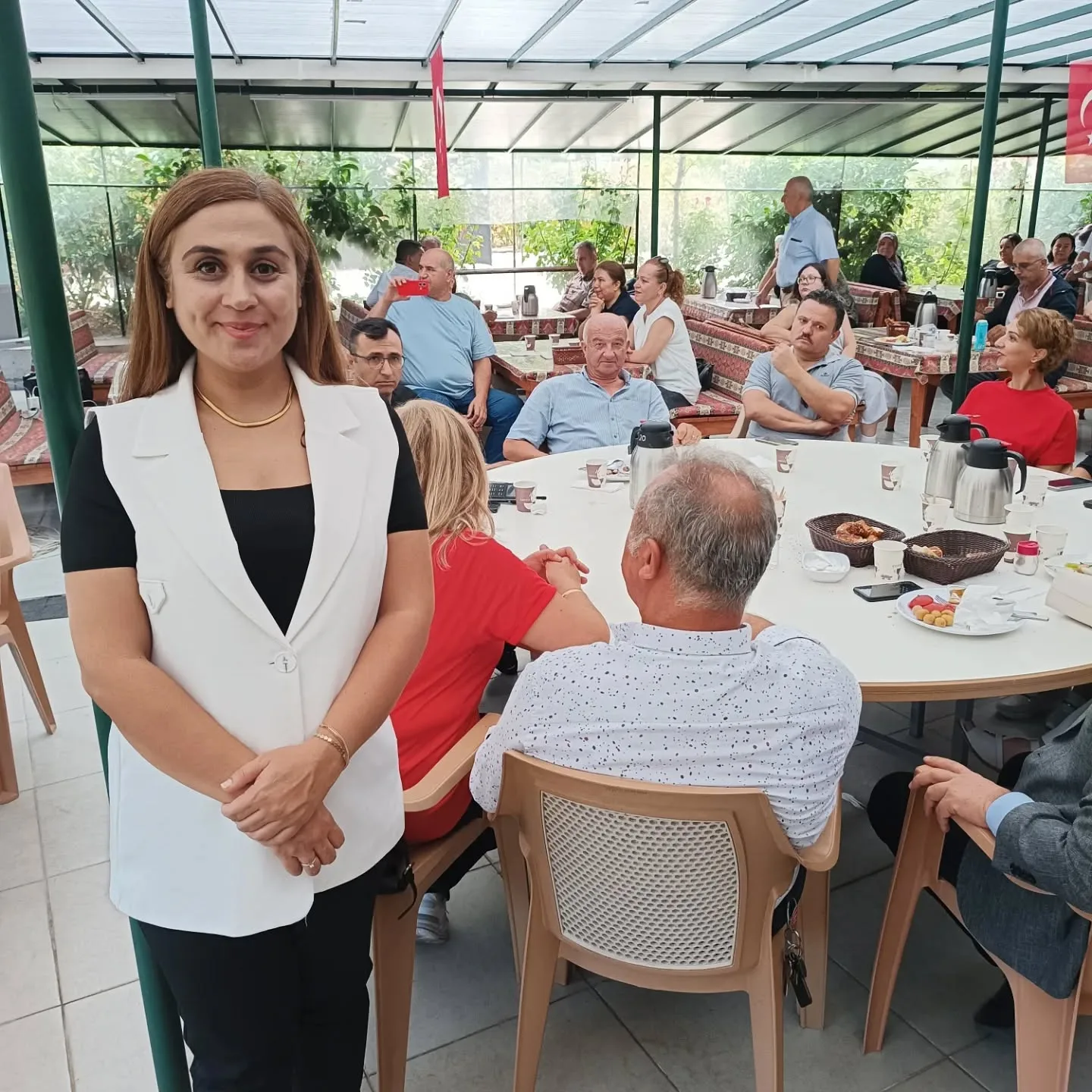 Bugün aydınlılar dergimizin kahvaltı etkinliğini yaptık.Keşkek dövdük. Emeği geçen herkese…