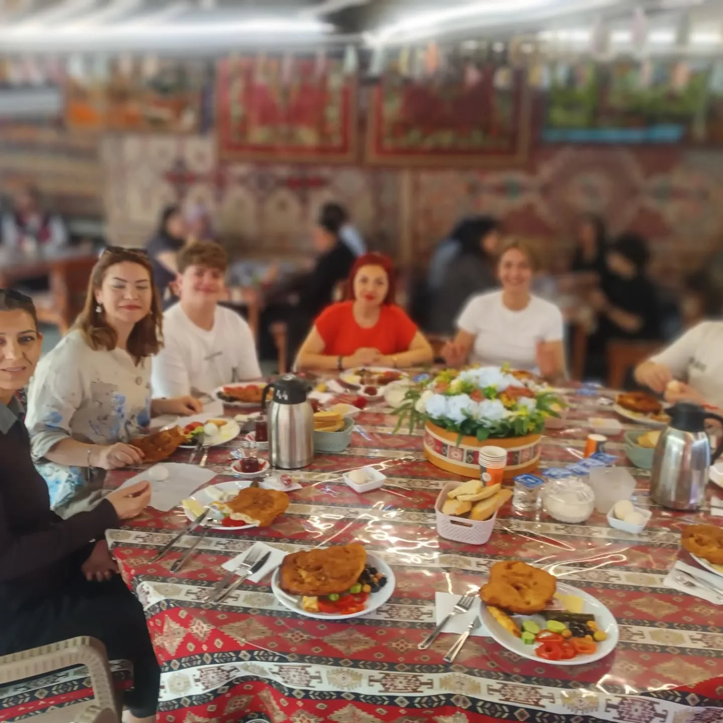 Kaymakam Muzaffer Şahiner, İzmir Aile ve Sosyal Hizmetler İl Müdürü Abdullah Kömürcüoğlu,…