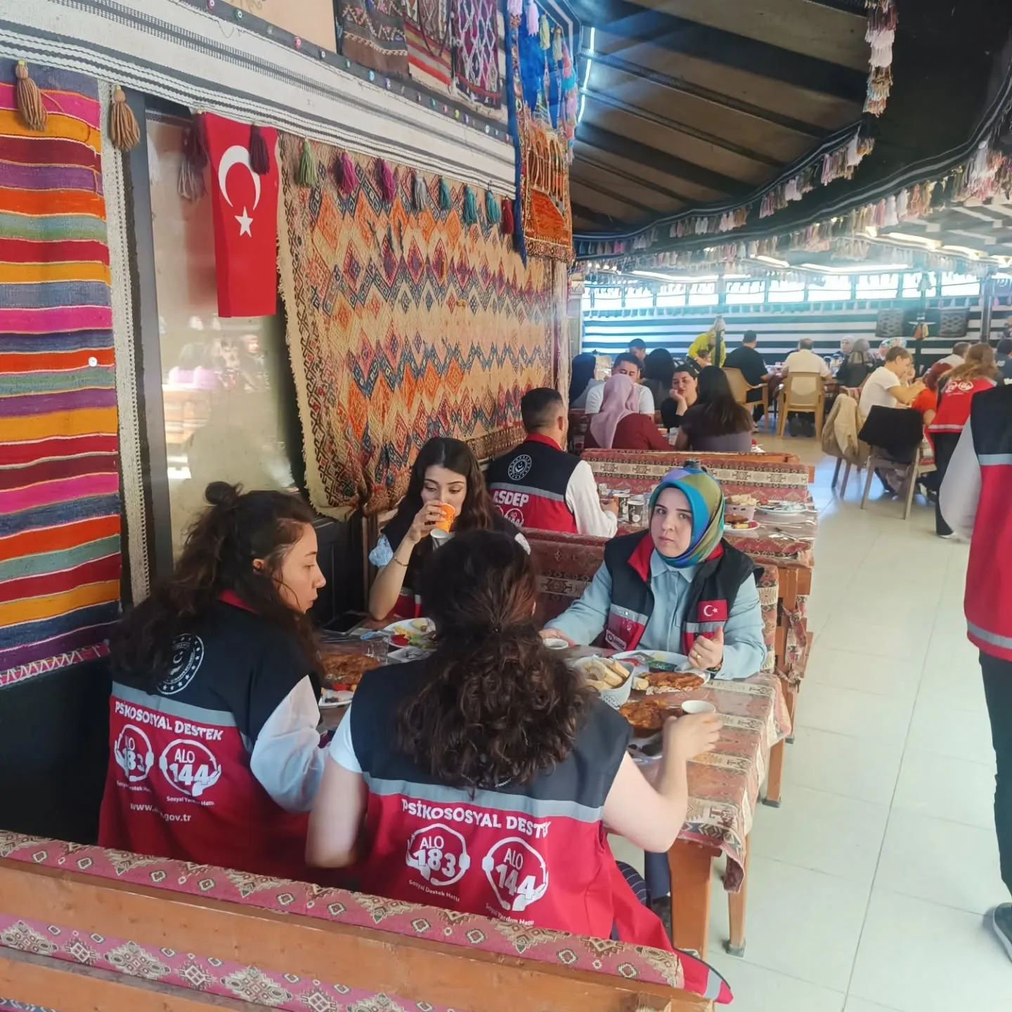 Kaymakam Muzaffer Şahiner, İzmir Aile ve Sosyal Hizmetler İl Müdürü Abdullah Kömürcüoğlu,…