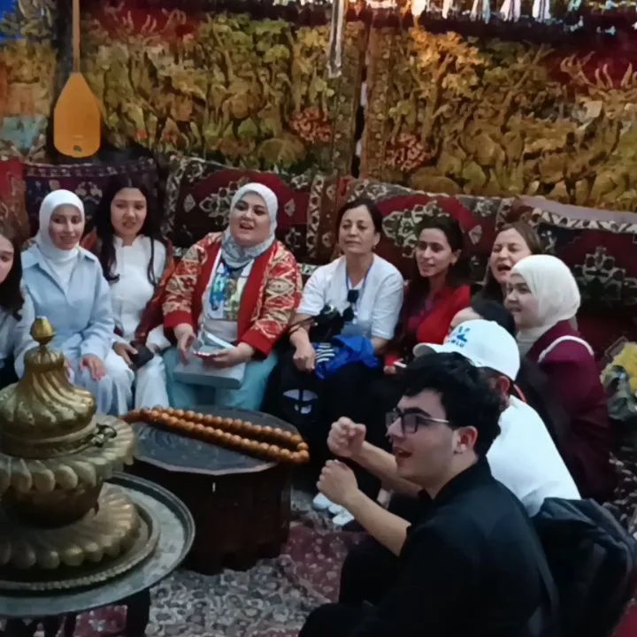 Bu akşam Ege Üniversitesi Gençlik merkezi ve Atayurt Özbekistan'dan gelen Akrabalarımızı O…