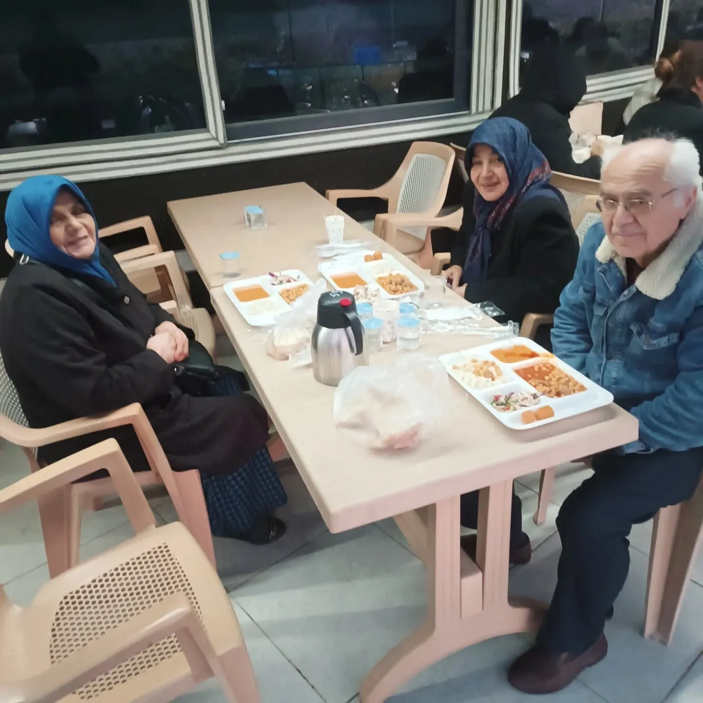 Mübarek Ramazan ayını dualarla karşıladık. Nice yıllara rabbim ulaştırsın..