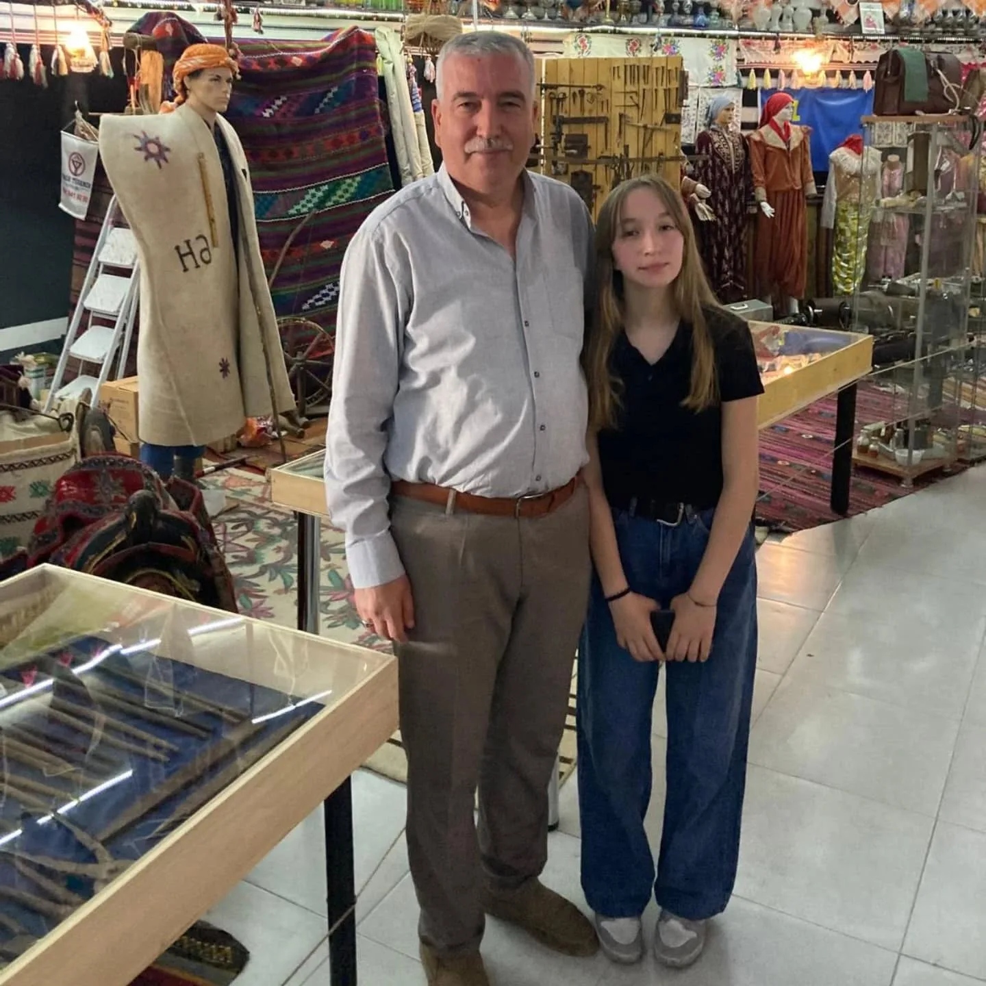 Ekim ayının geleneksel kahvaltısnı akrabalarımızla yaptık. Hasret giderdik.katilim sağlaya…