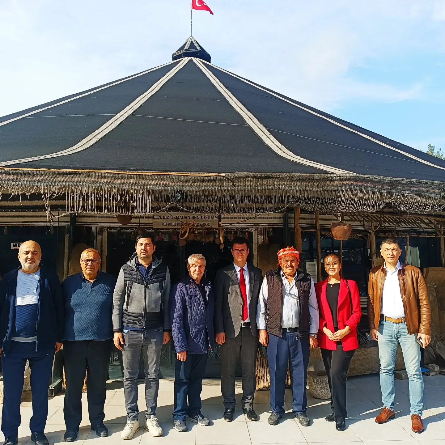 Oba yörük Türkmen merkezimizin misafirlerı İzmir Tarım kredi bölge müdürü Sayın Serhat ÖZÜ…