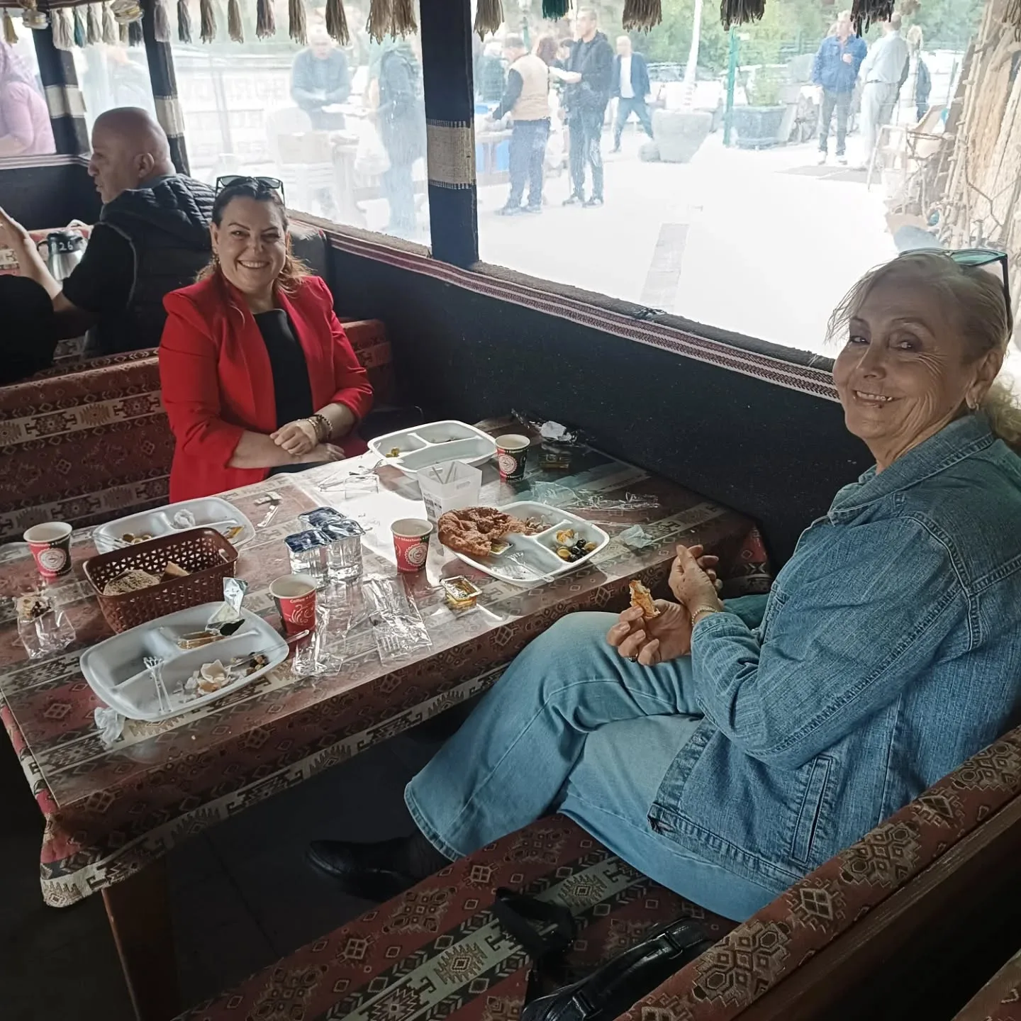 Kahvaltı programımıza katılan bize desteğini eksik etmeyen Bornova Kaymakamı Muzaffer Şahi…