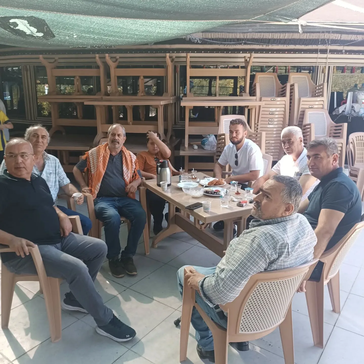 Bugün OBA müzemizin misafirleri Manisa'dan Akrabalarımızın. Emine hamin ve  arkadaşları.