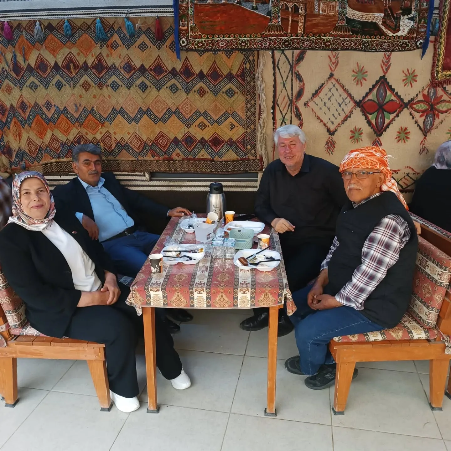 Muhtarlar federasyonu buluşmasından renkli kareler..