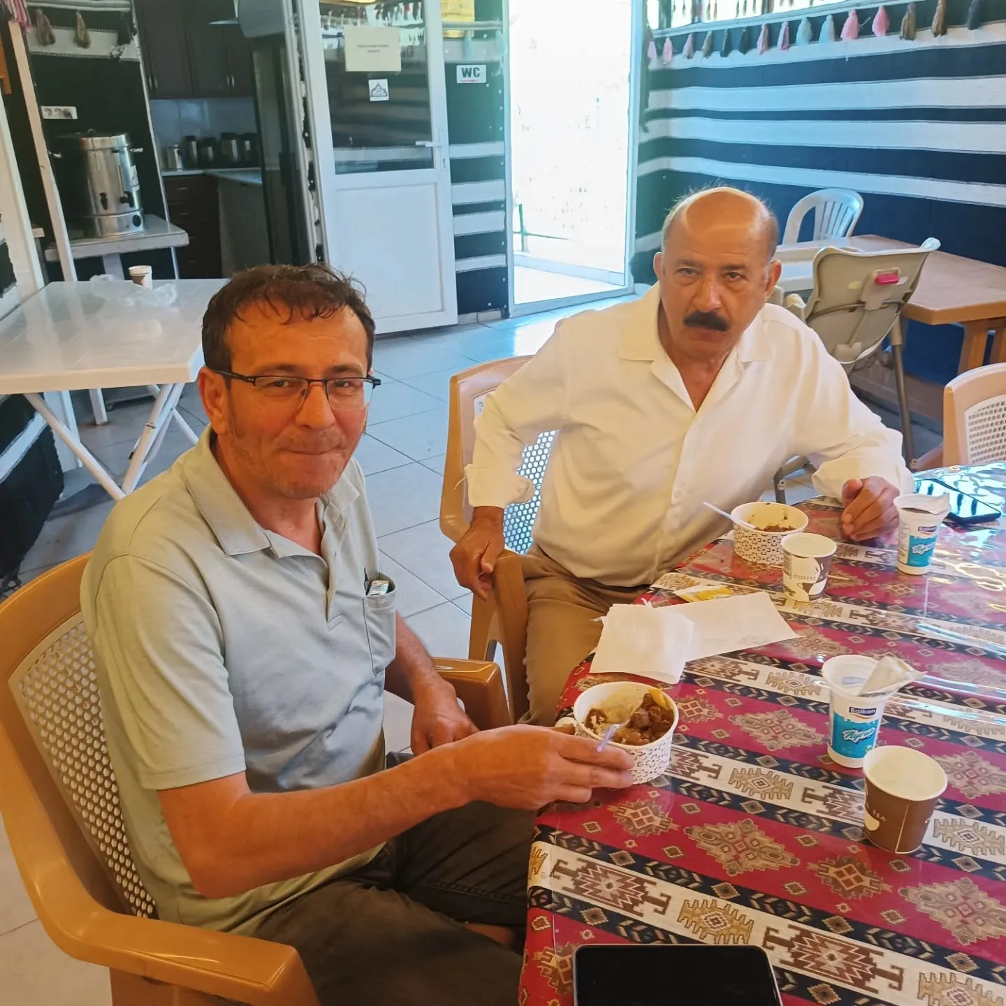 Geleneksel kurban bayramlaşmamızdan Akrabalarımızla sıcak anlar.
