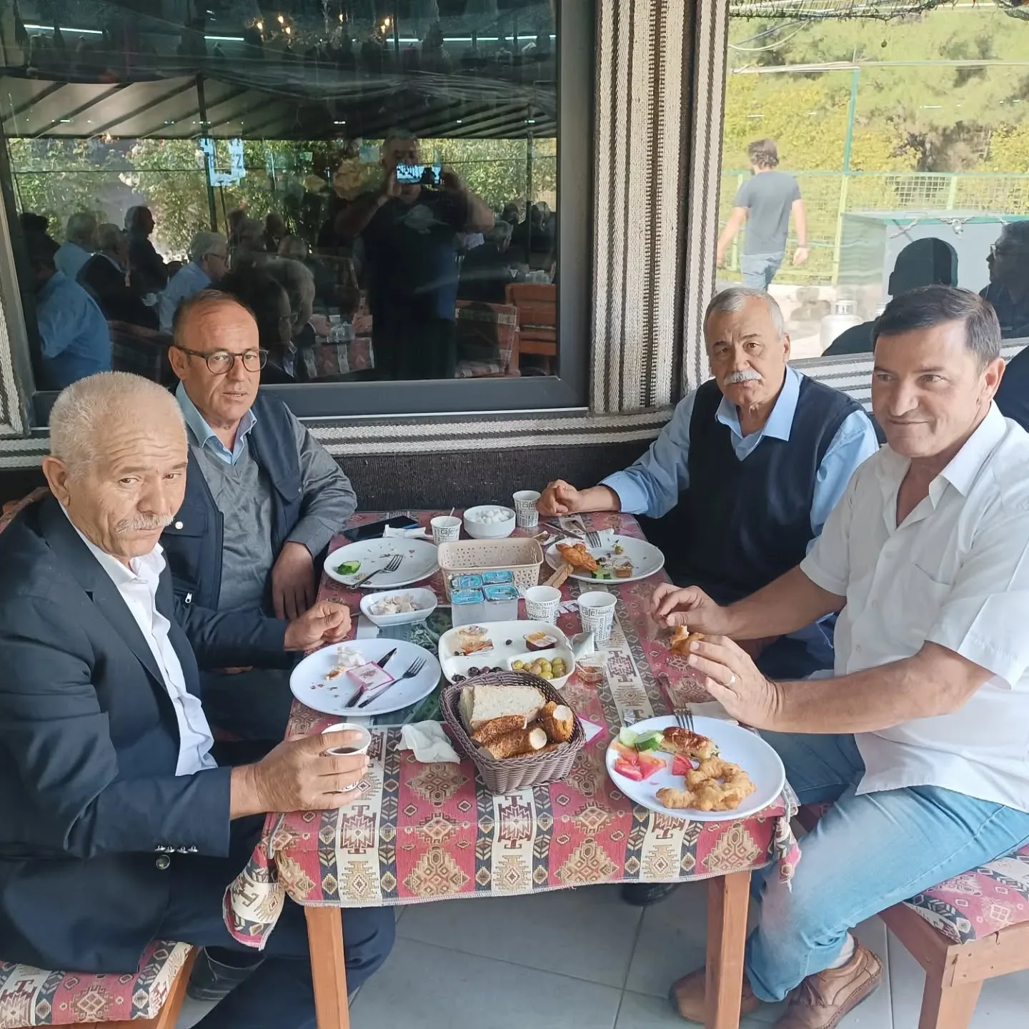 Sayın kaymakamımız Muzaffer Şahiner ve kurum müdürlerimiz ve muhtarlarımızı tanışma toplan…