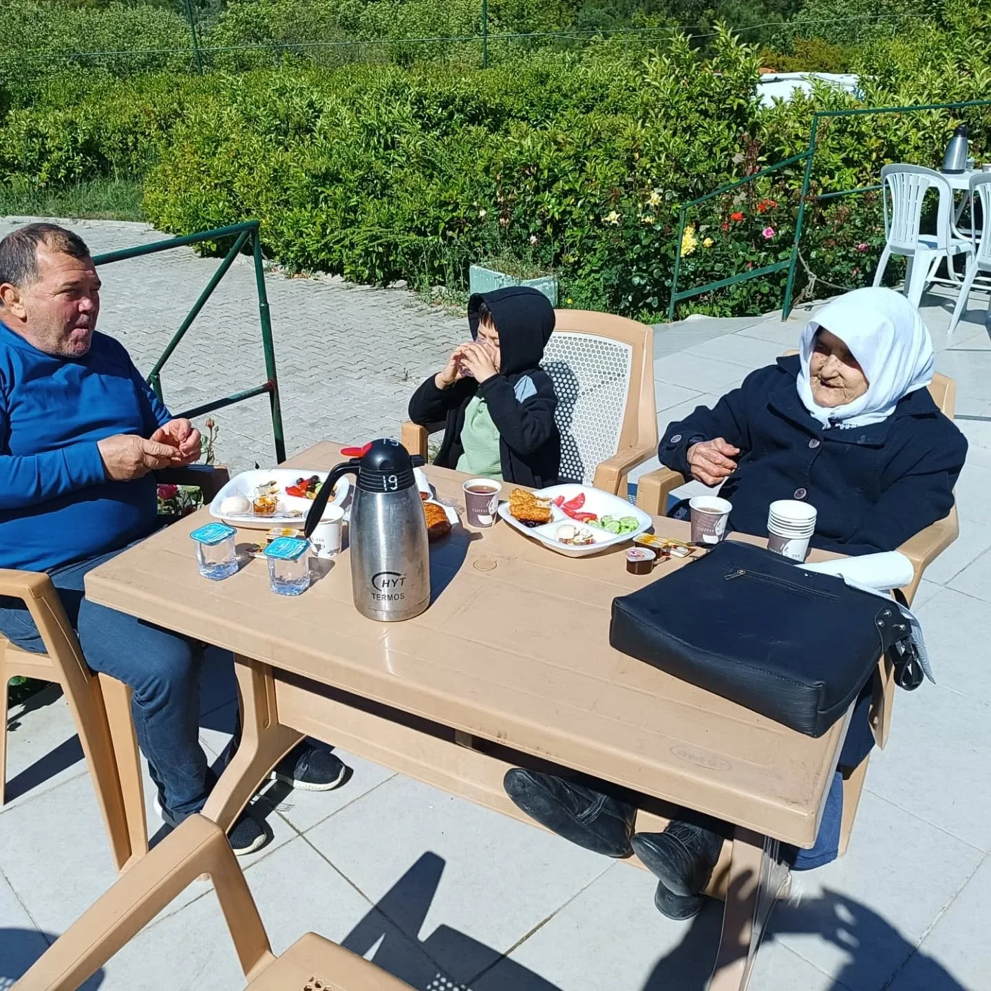 Mayıs 2025 kahvaltı etkinliğimizden kareler..